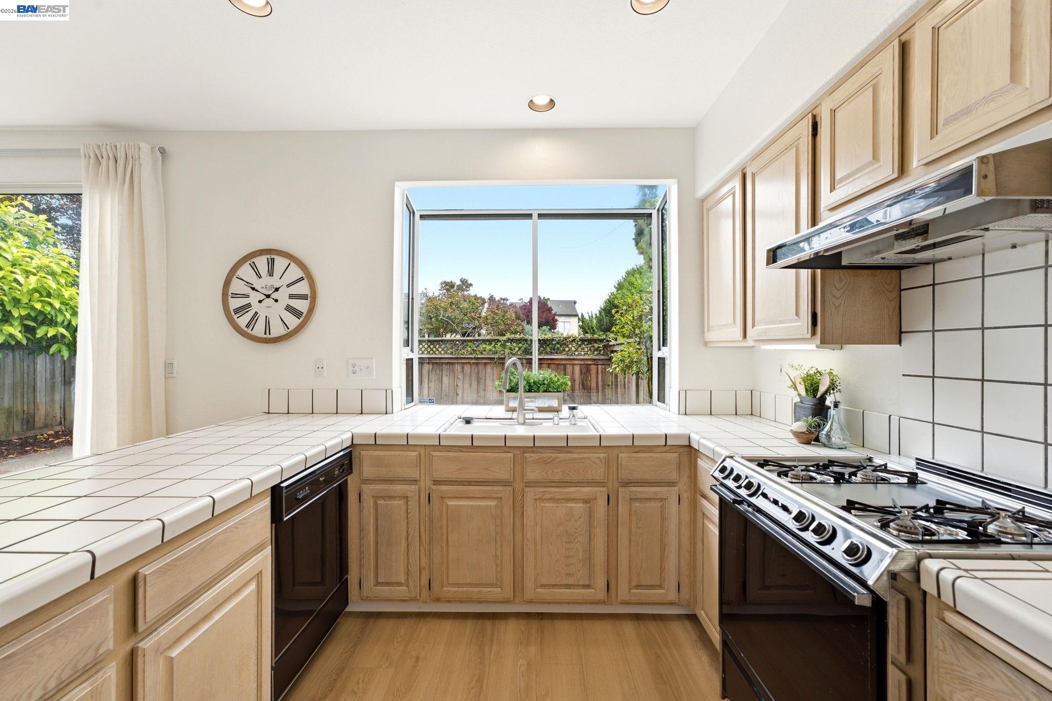 154 Asby Bay, Alameda CA 94502 — photo 25
