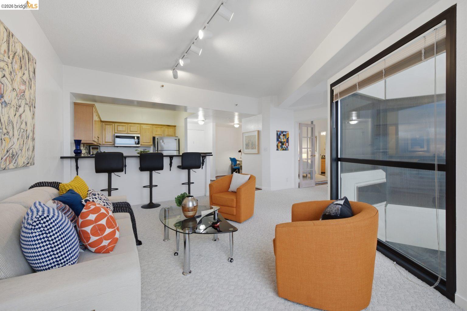 Photo #6: 41138827 Listing: Photo #6
