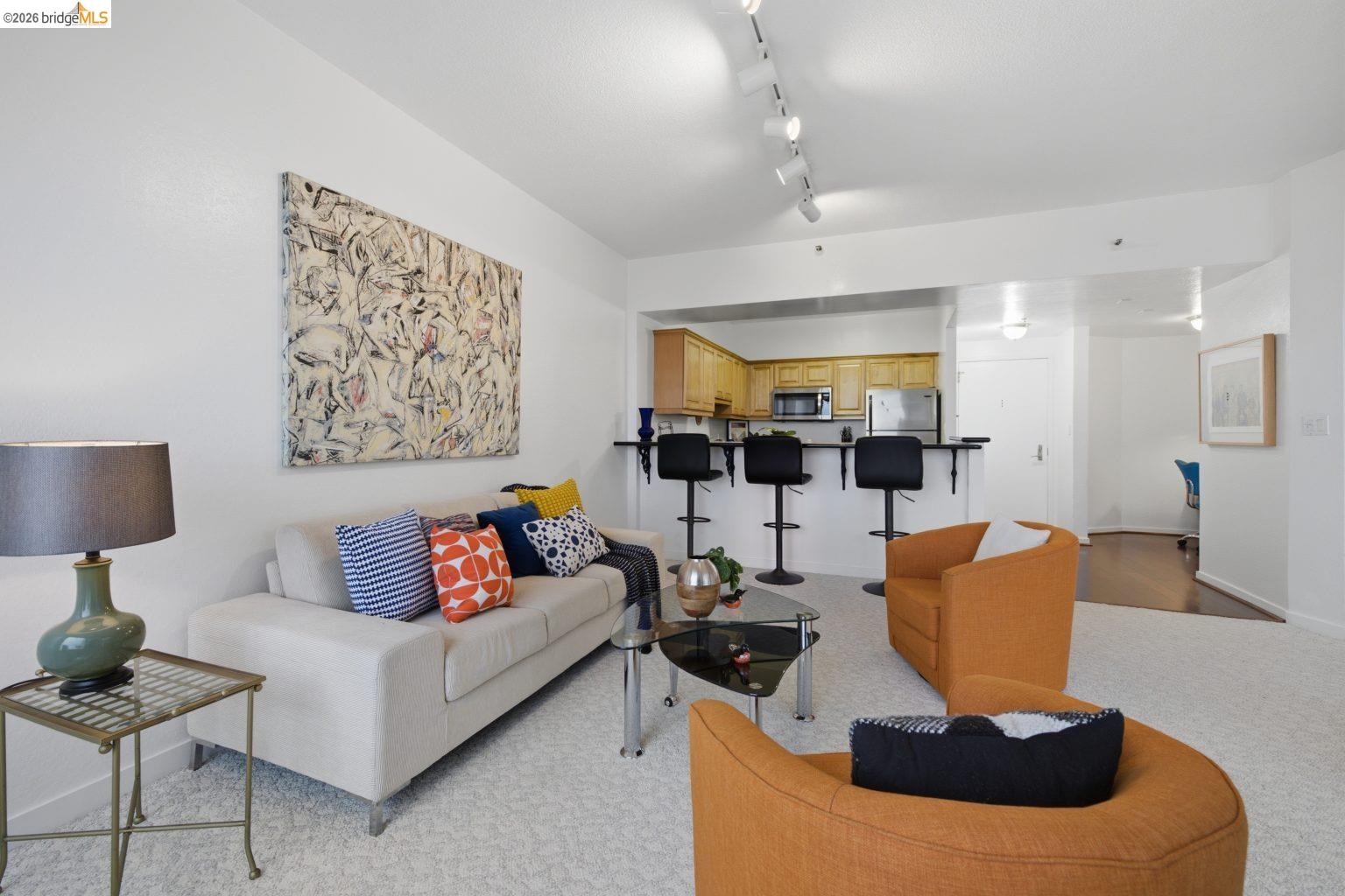 Photo #8: 41138827 Listing: Photo #8