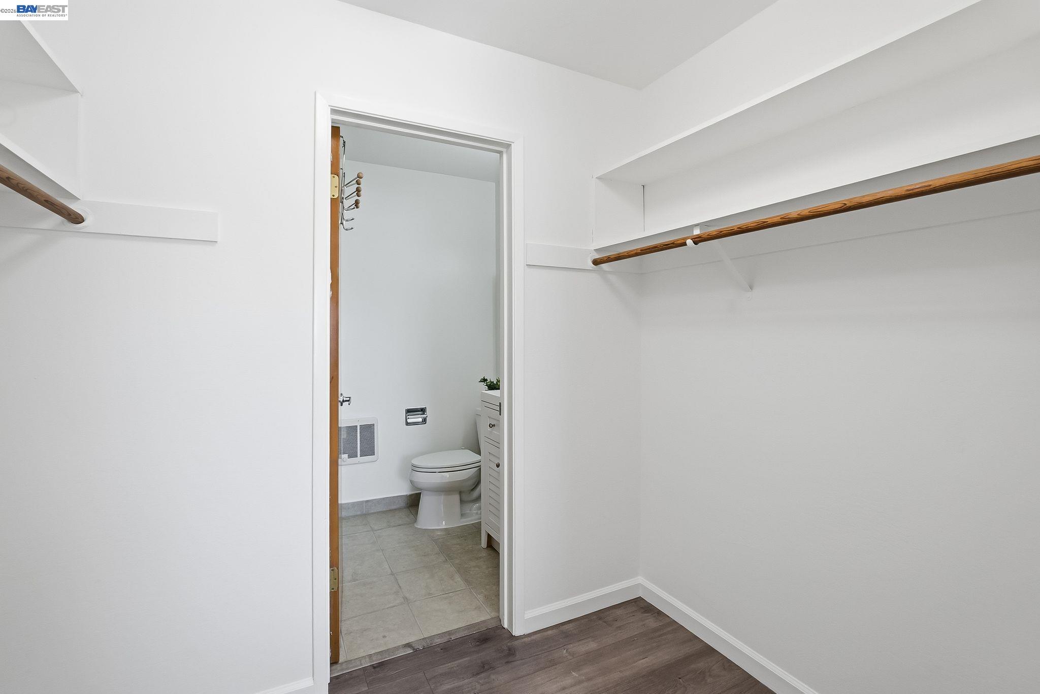 Photo #18: 41138838 Listing: Photo #18