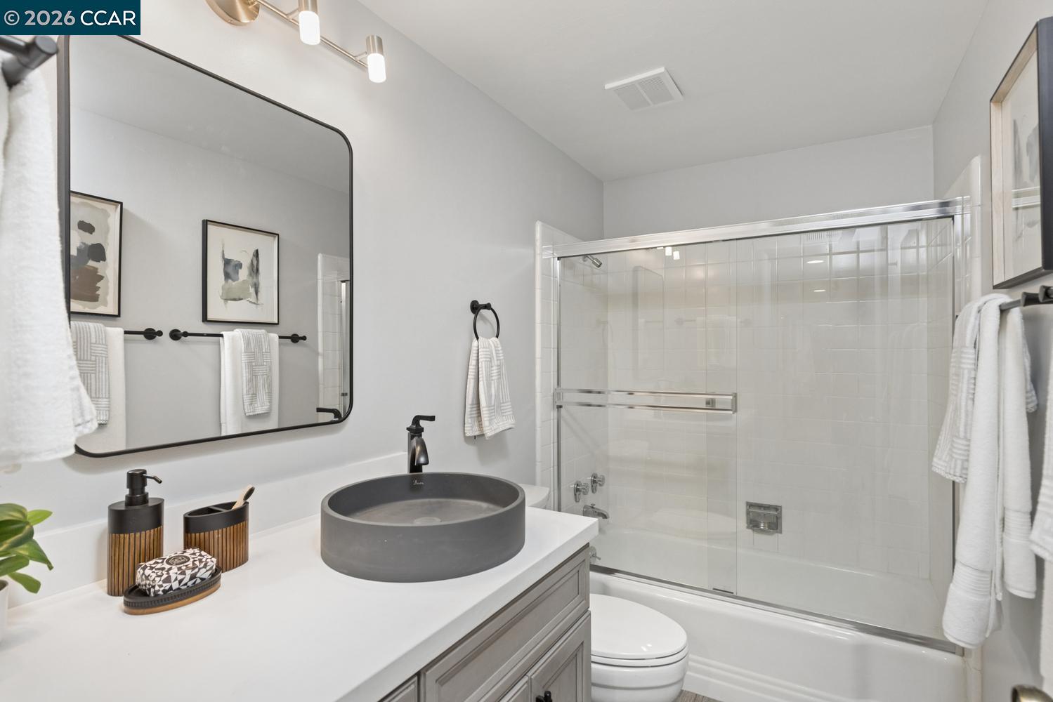 Photo #19: 41138844 Listing: Photo #19