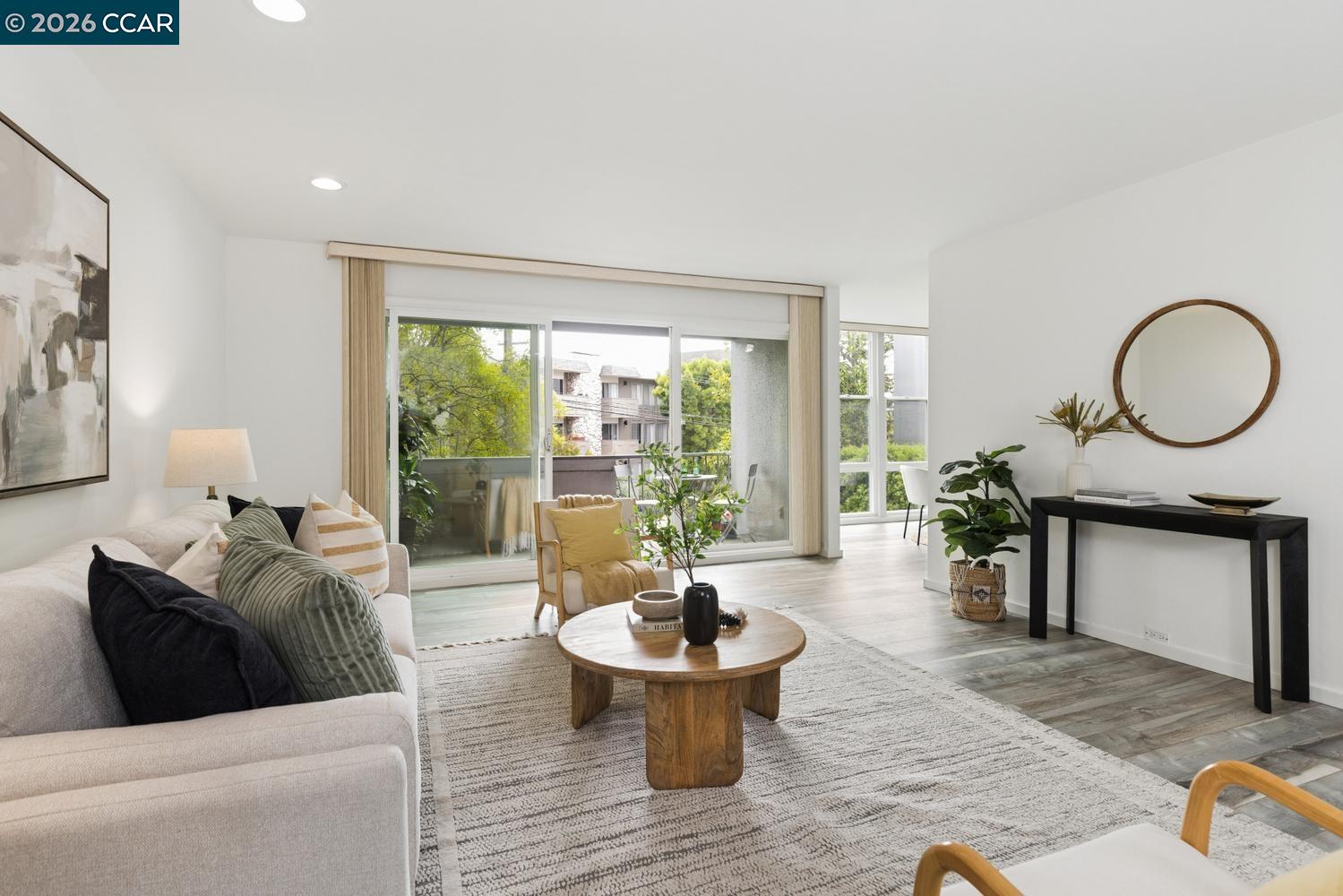 Photo #8: 41138844 Listing: Photo #8
