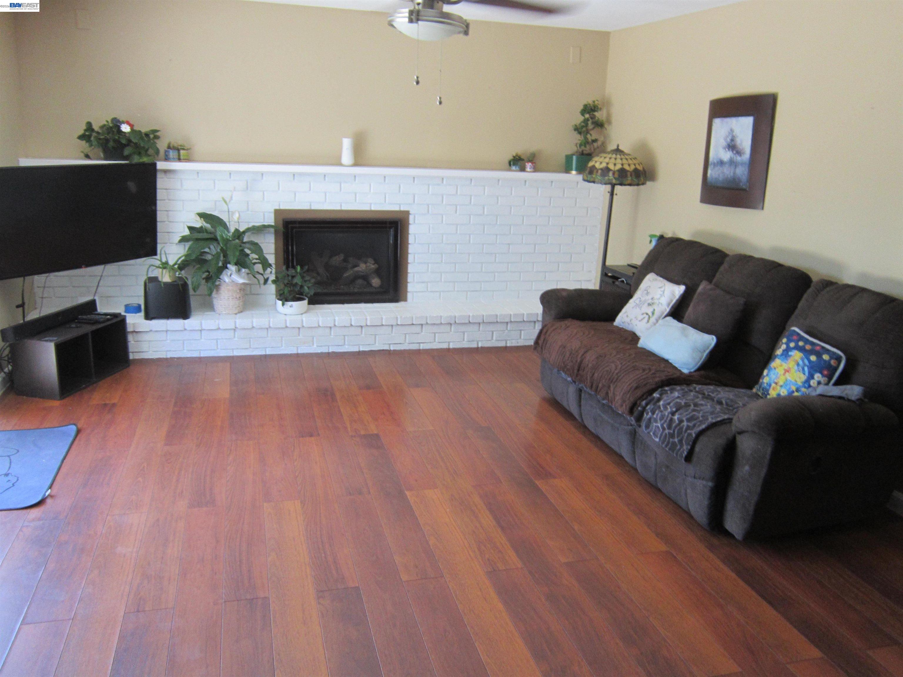 2436 Almaden Blvd, Union City CA 94587 — photo 2