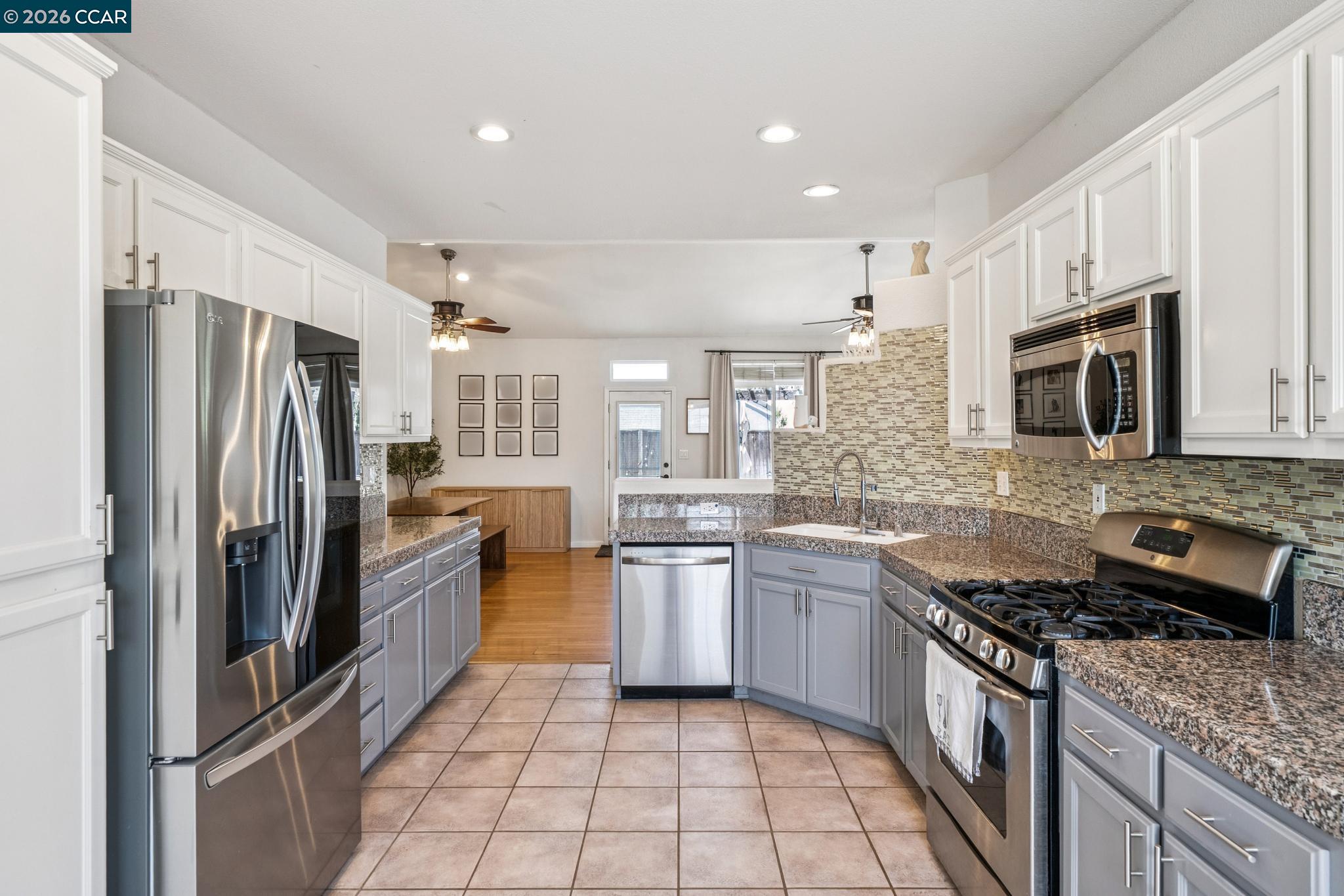 1336 Steinbeck Dr, Pittsburg CA 94565 — photo 11