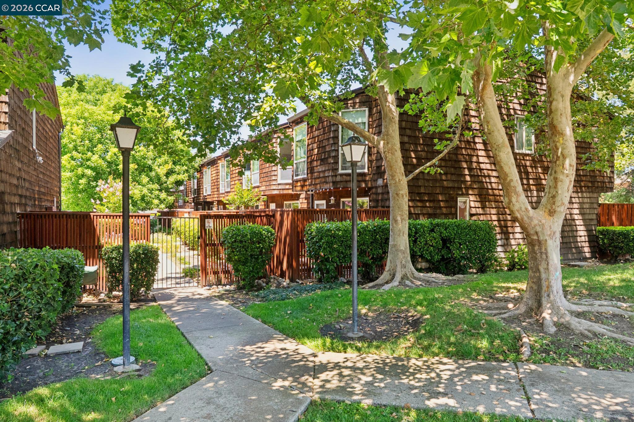 Photo #33: 41138874 Listing: Photo #33