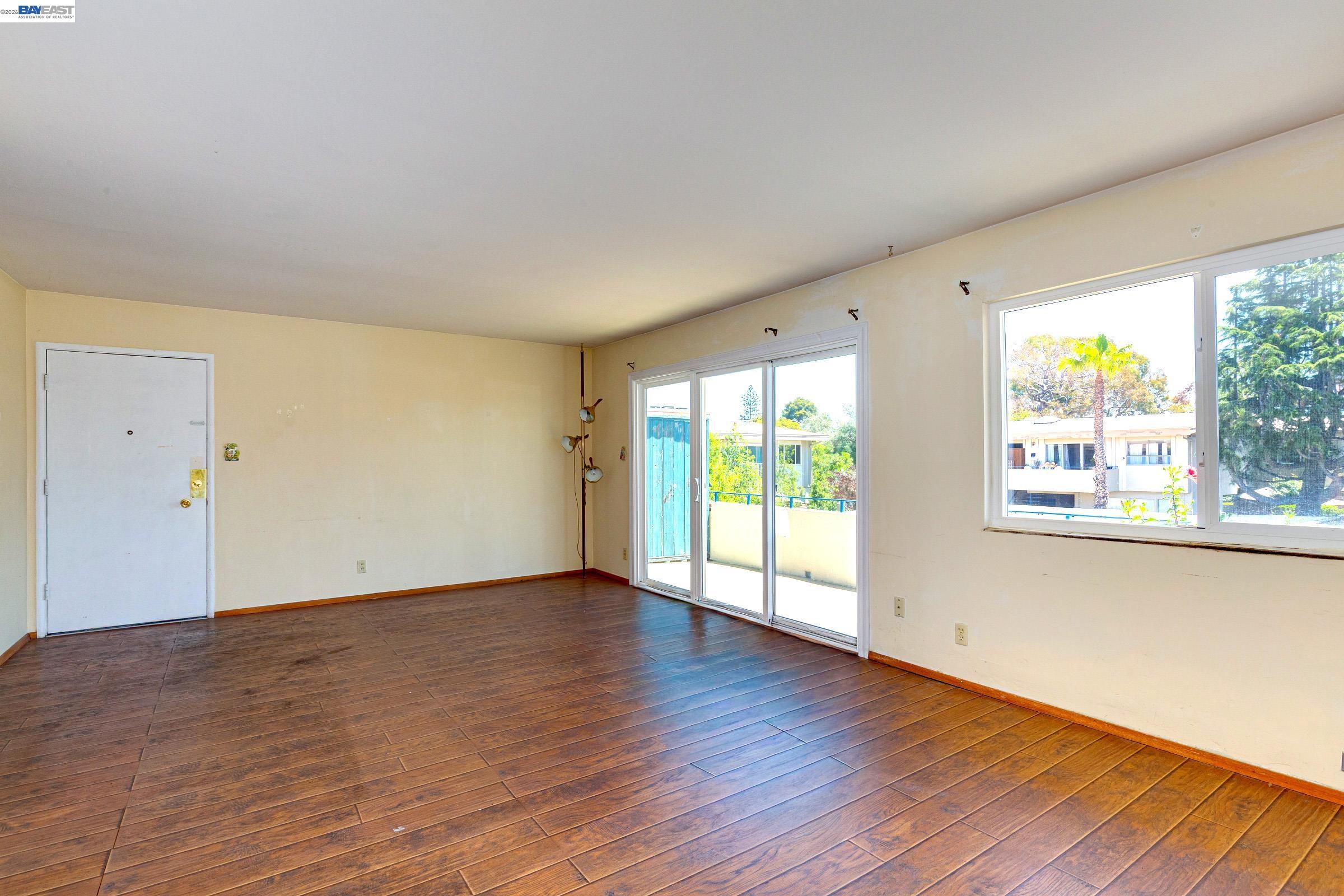 Photo #4: 41138889 Listing: Photo #4