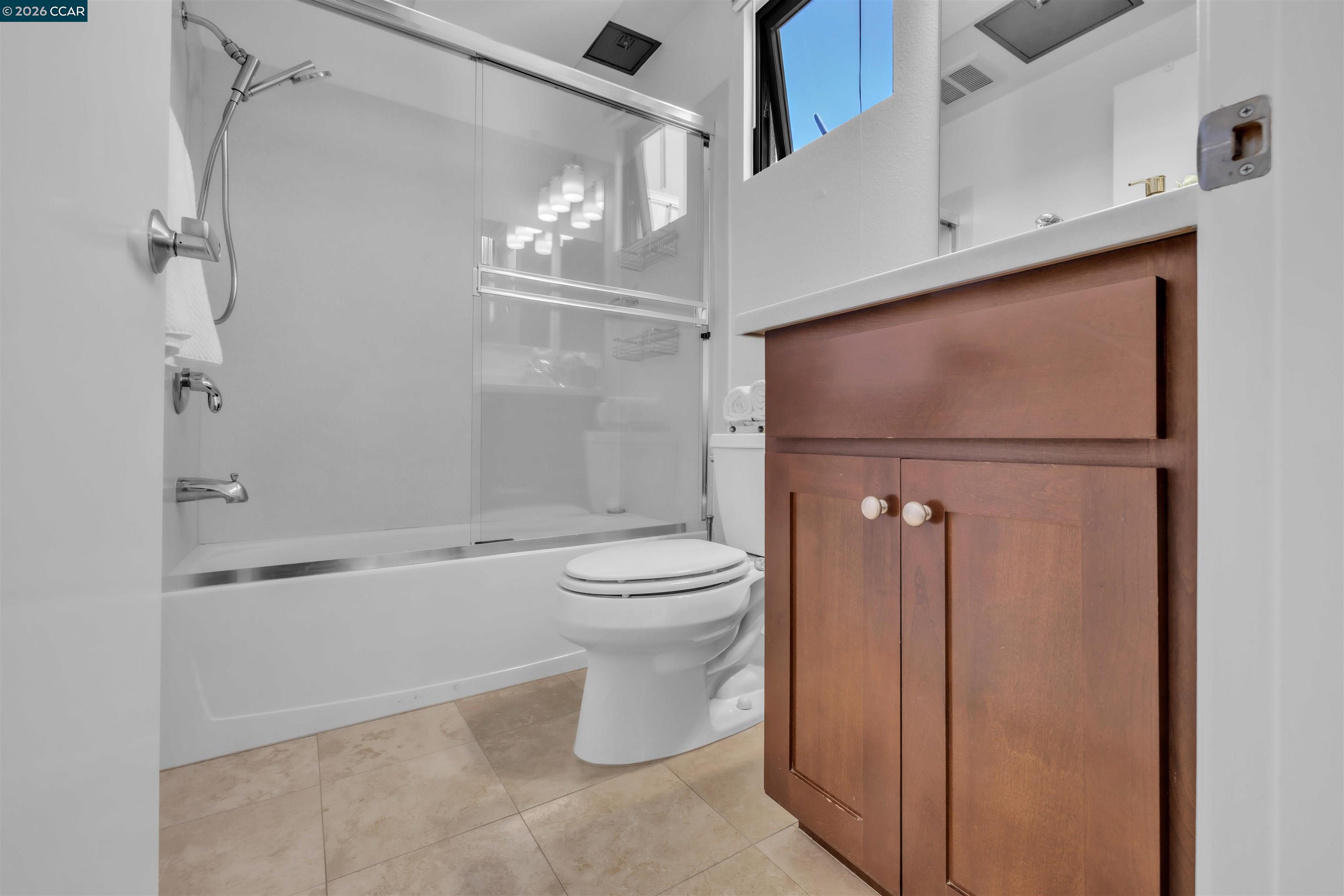 Photo #16: 41138897 Listing: Photo #16