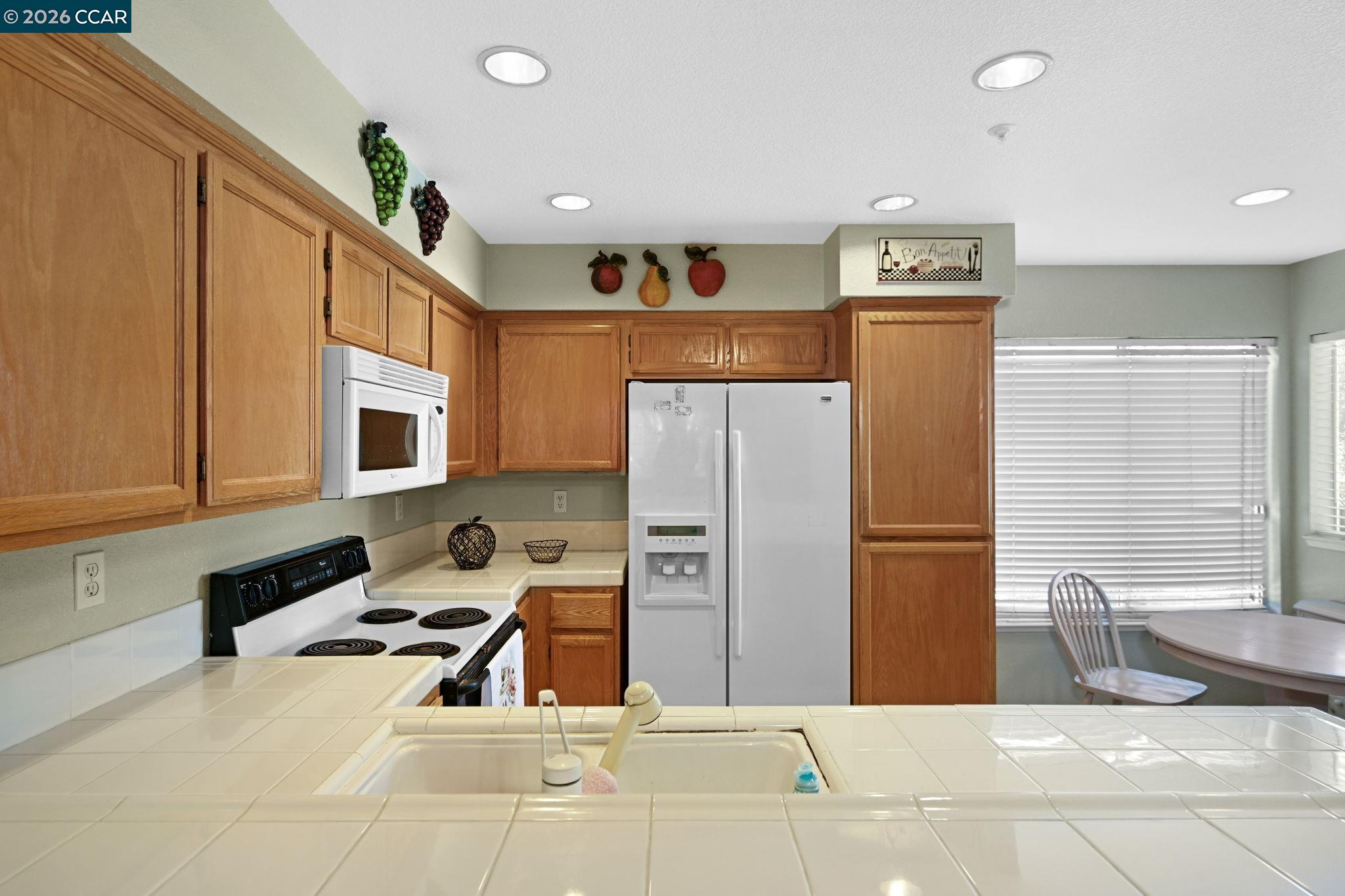 Photo #16: 41138899 Listing: Photo #16