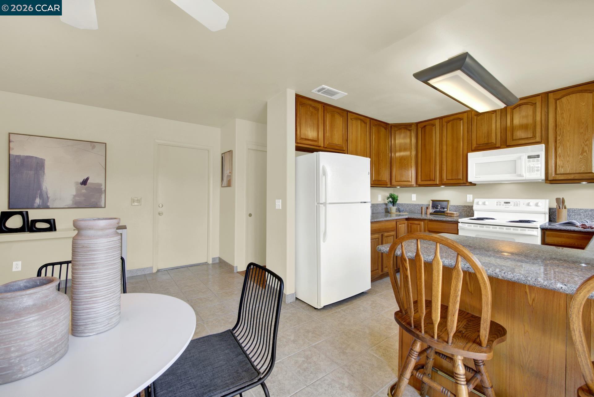 221 Eric Cir, Galt CA 95632 — photo 19