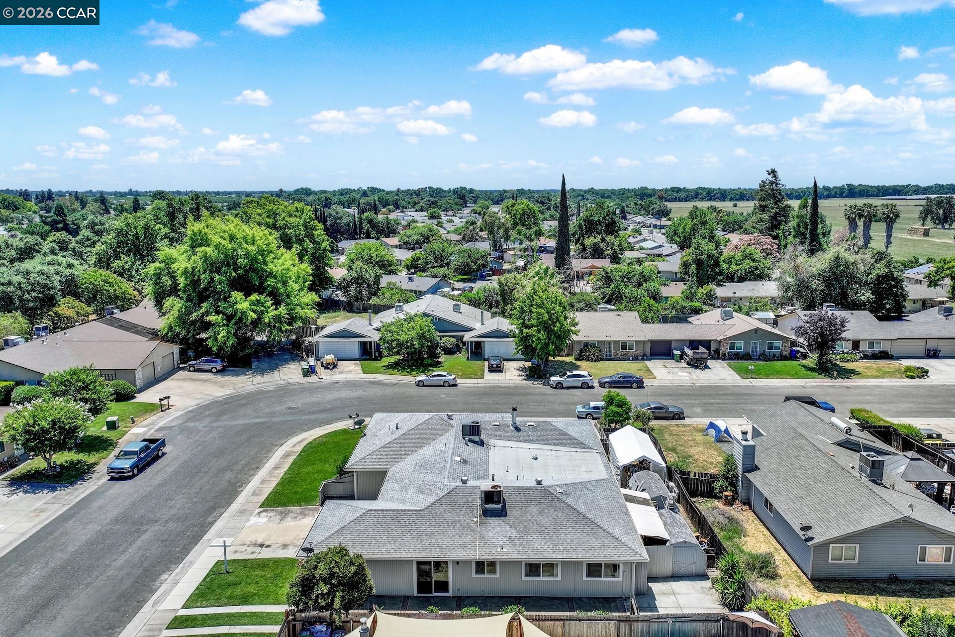 221 Eric Cir, Galt CA 95632 — photo 47