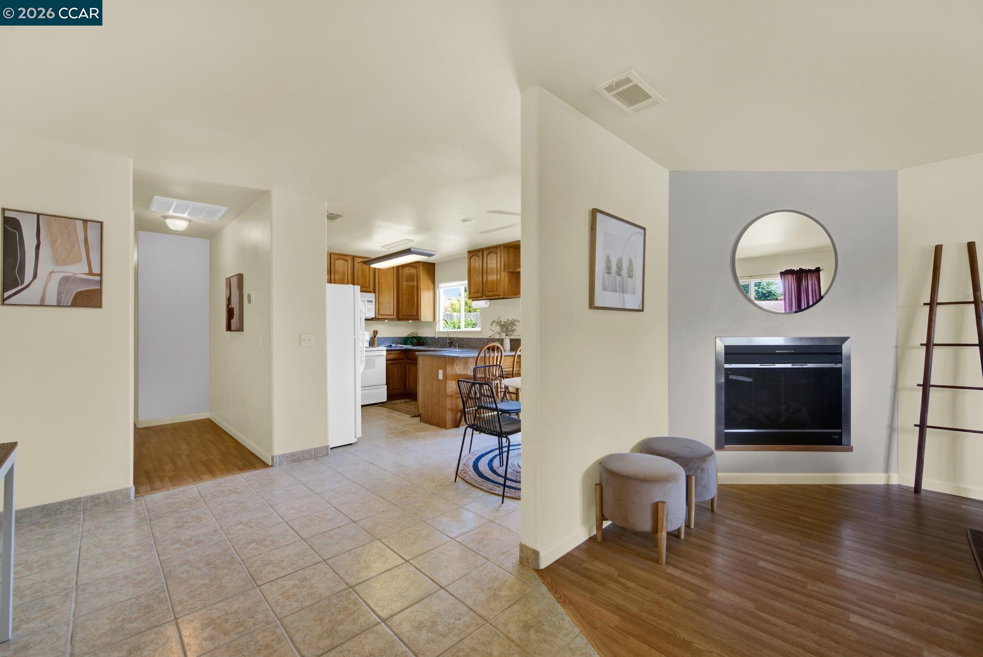 221 Eric Cir, Galt CA 95632 — photo 10