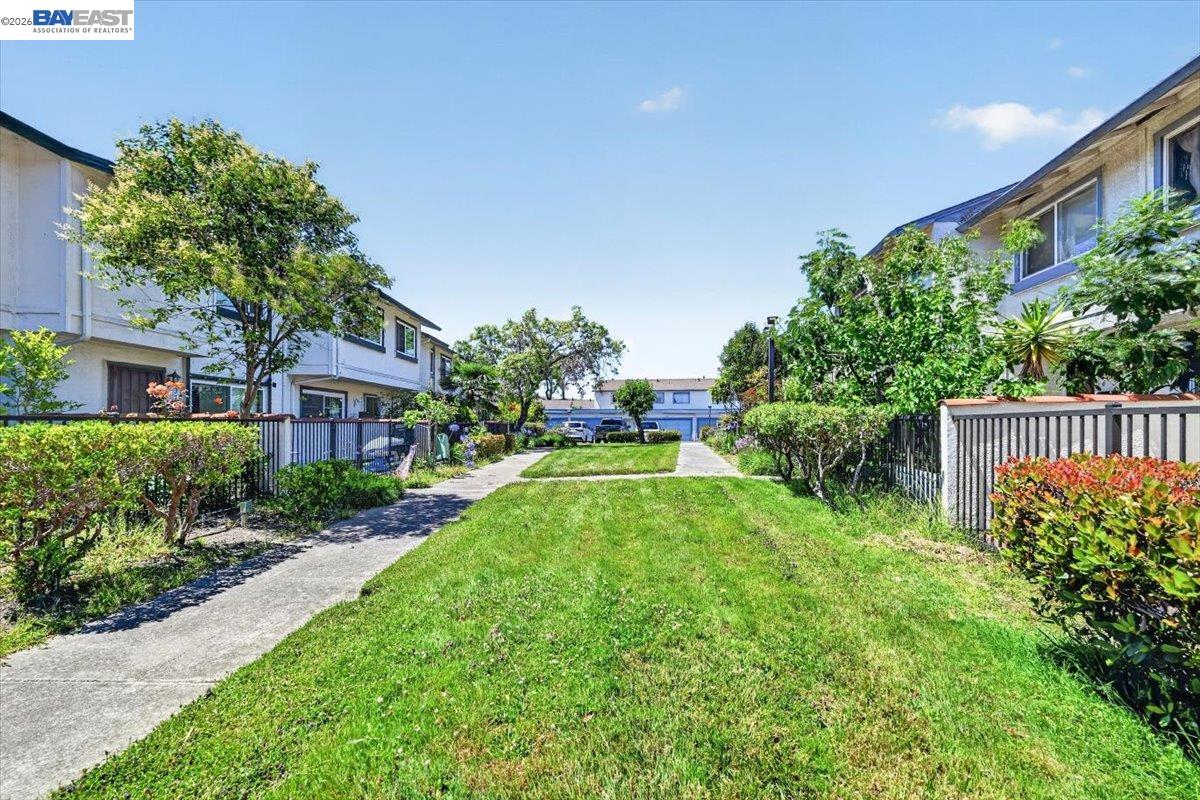 Photo #2: 41138920 Listing: Photo #2