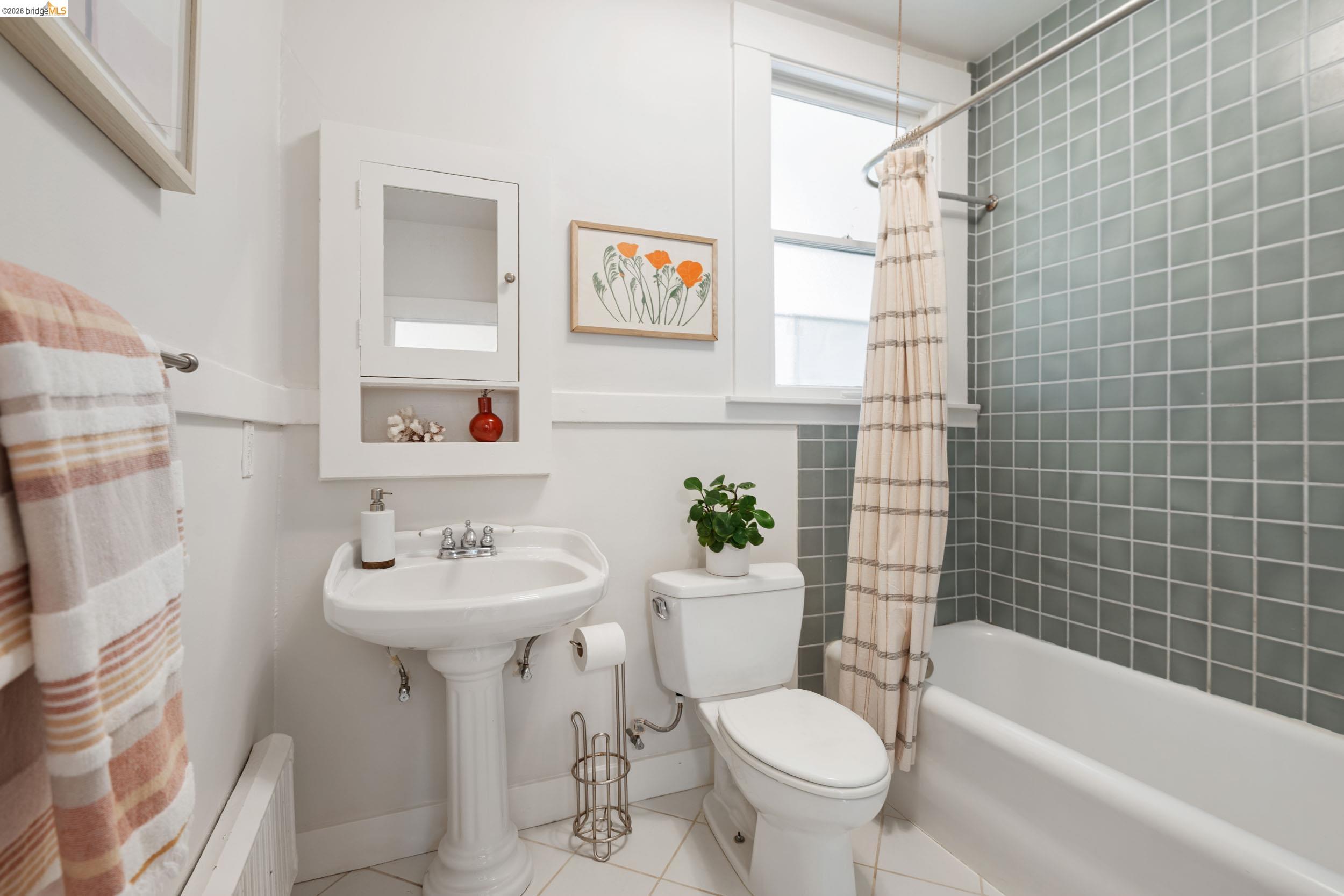 Photo #12: 41138928 Listing: Photo #12