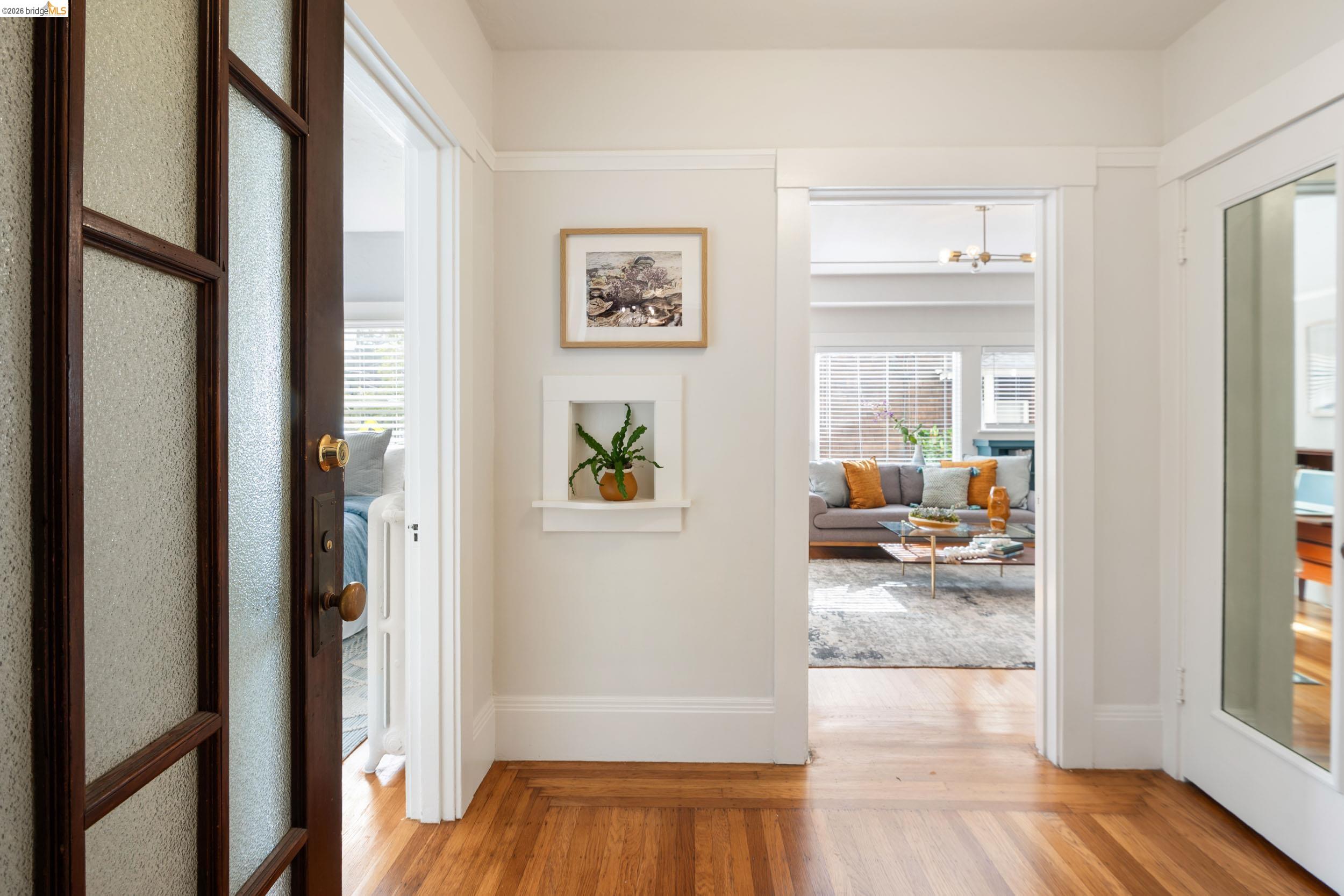 Photo #3: 41138928 Listing: Photo #3