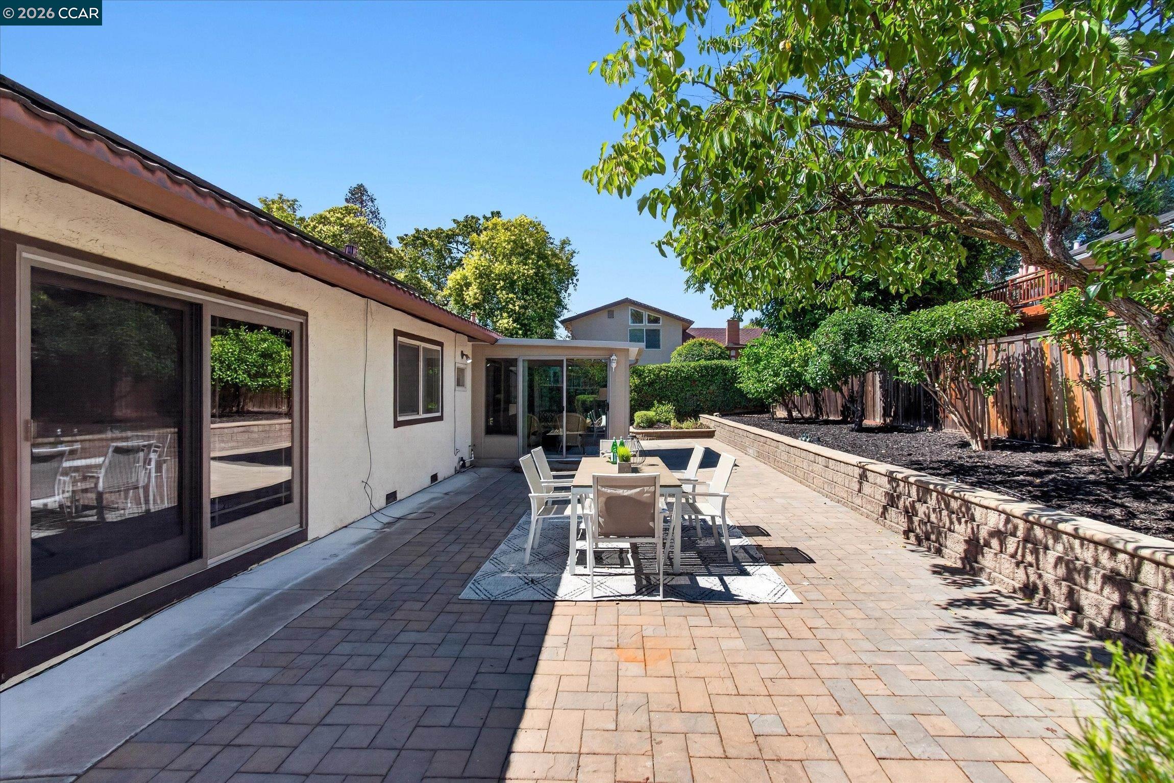 714 Navaronne Way, Concord CA 94518 — photo 37