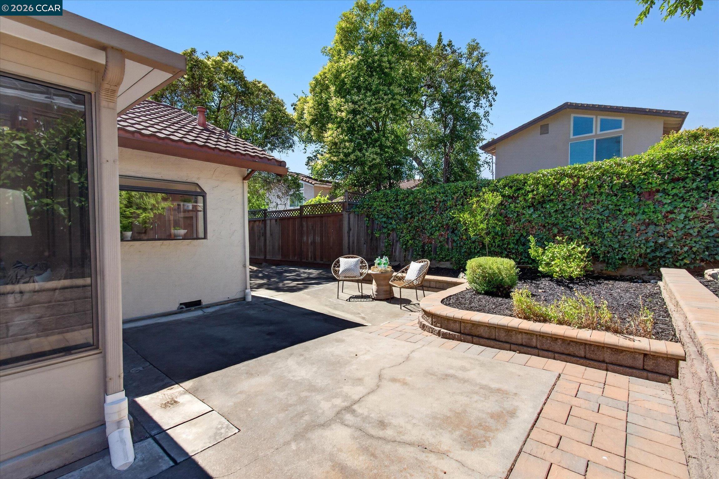 714 Navaronne Way, Concord CA 94518 — photo 40