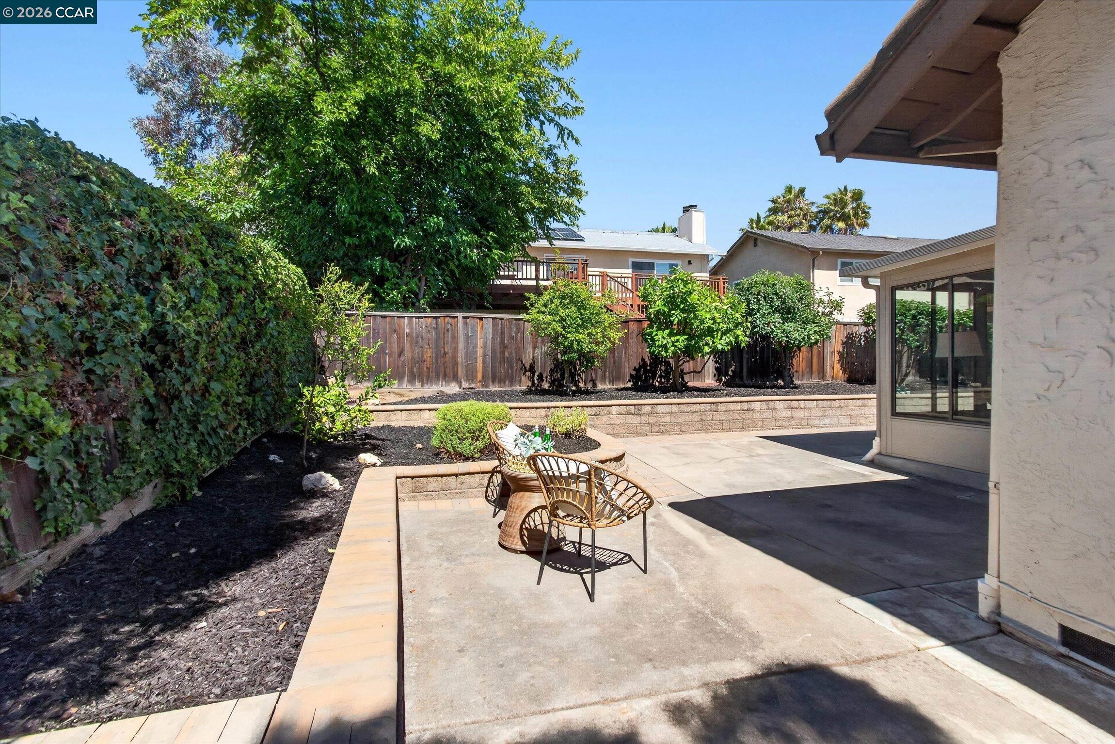 714 Navaronne Way, Concord CA 94518 — photo 41