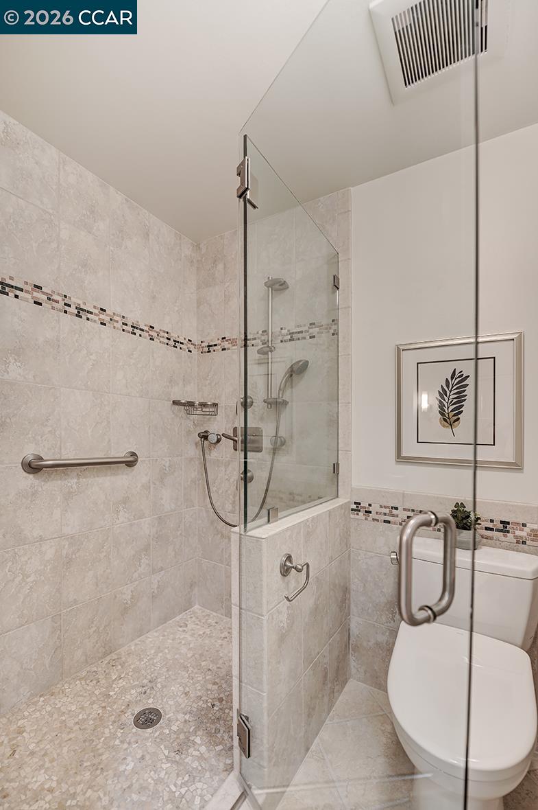 Photo #33: 41138951 Listing: Photo #33