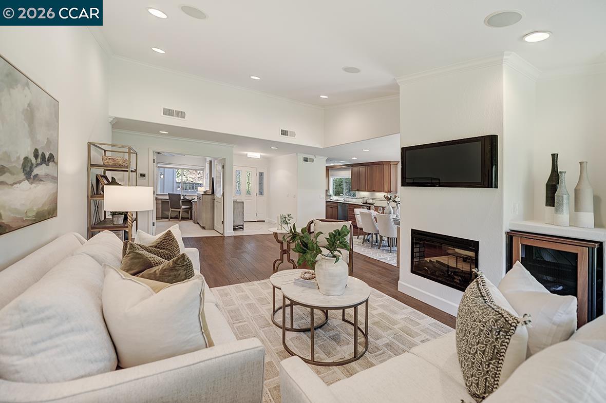 Photo #5: 41138951 Listing: Photo #5