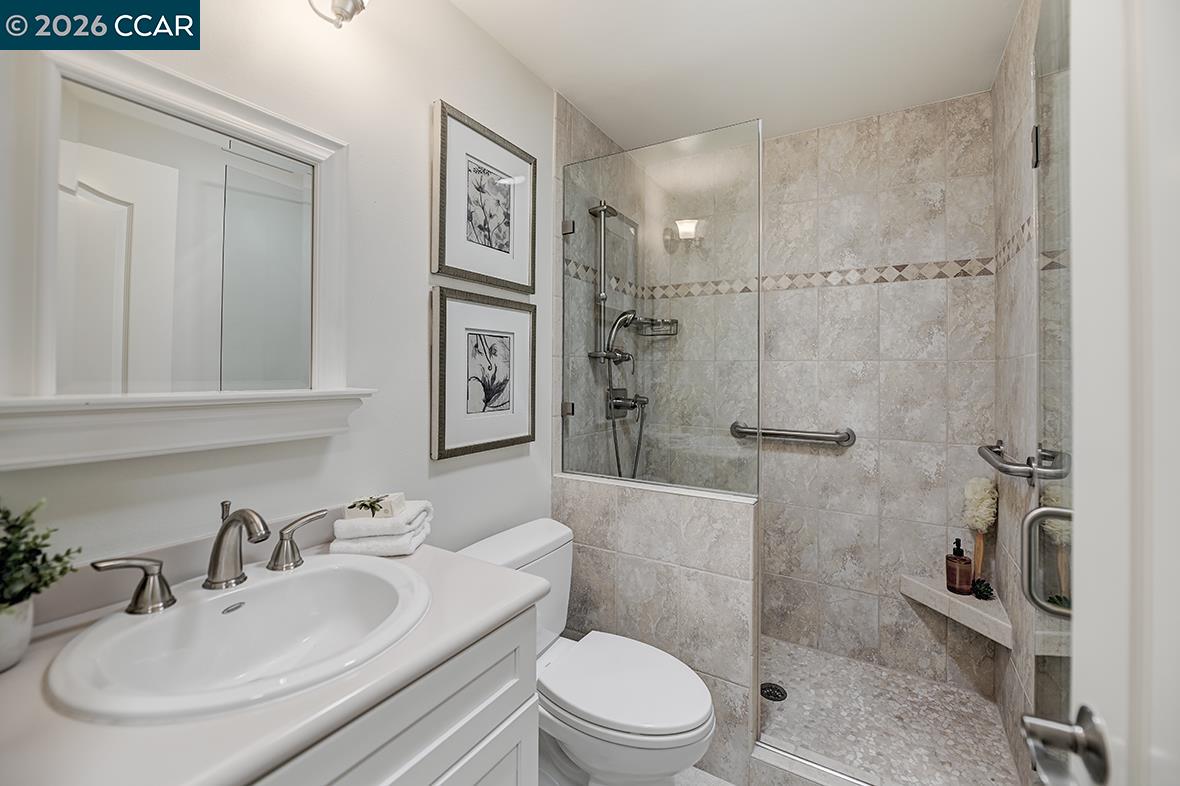 Photo #42: 41138951 Listing: Photo #42