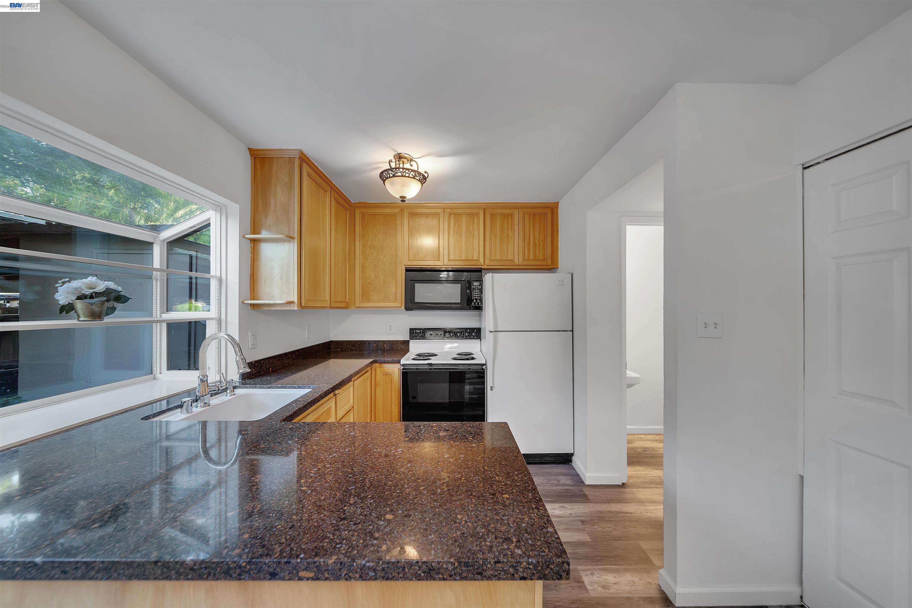 8848 La Riviera Dr # B, Sacramento CA 95826 — photo 9