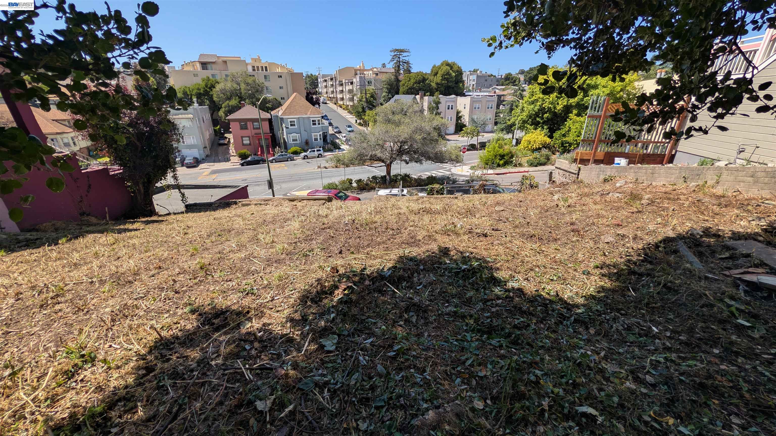 176 Orange St, Oakland CA 94610 — photo 8