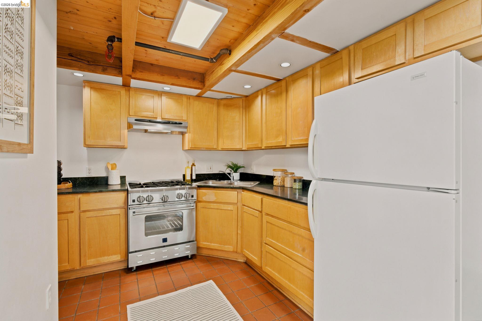Photo #16: 41138973 Listing: Photo #16