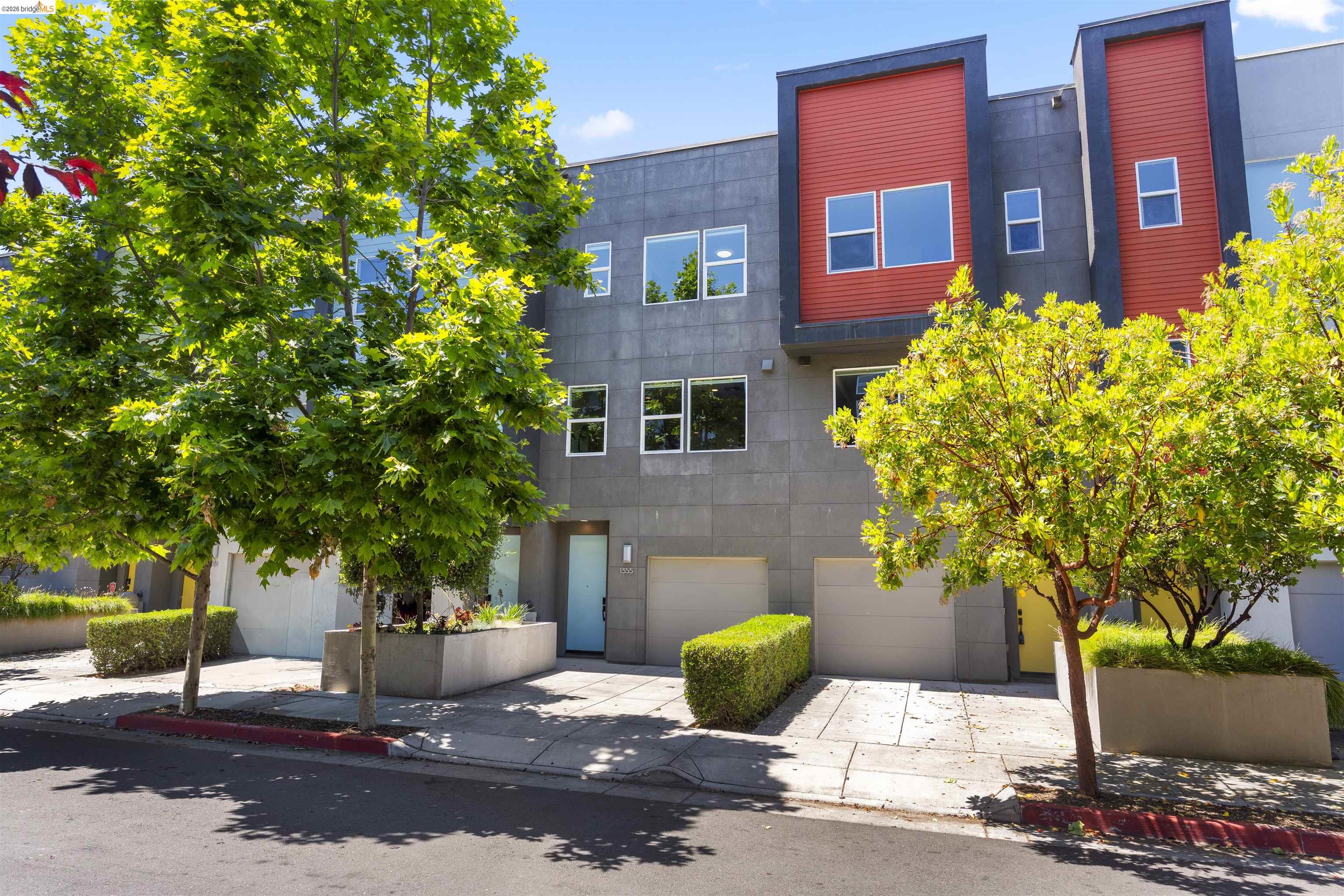 Photo #1: 41138976 Listing: Photo #1