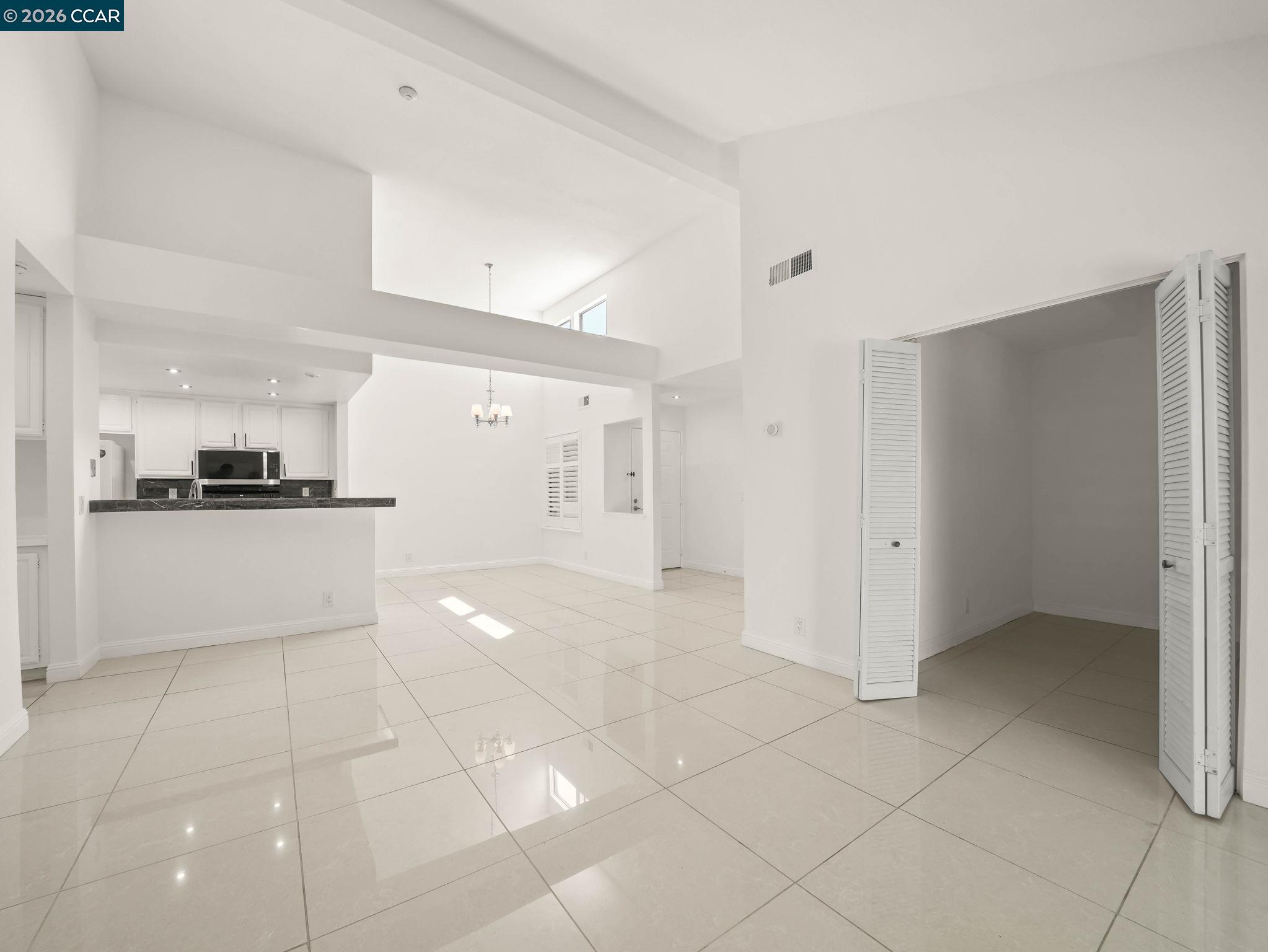 Photo #14: 41138997 Listing: Photo #14