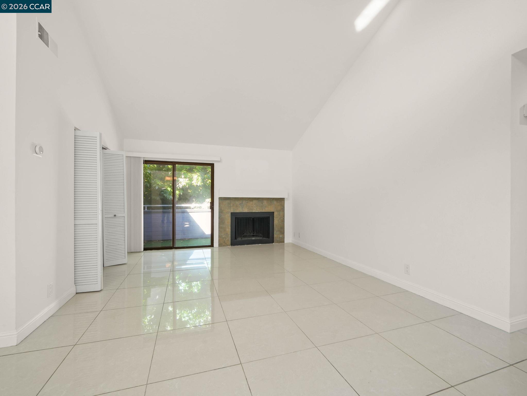 Photo #10: 41138997 Listing: Photo #10