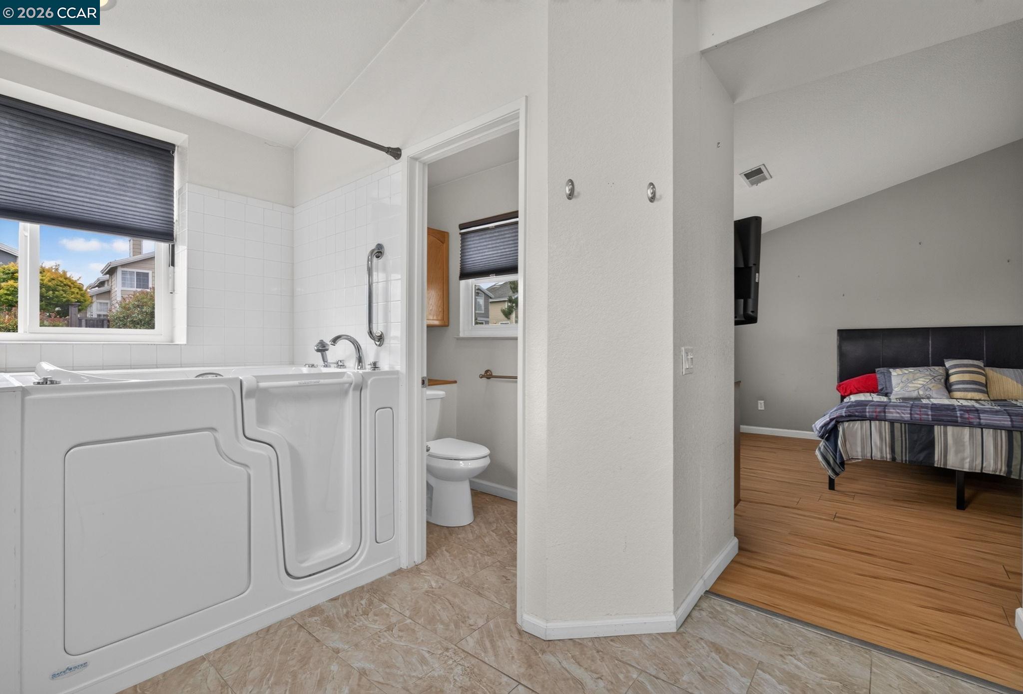 Photo #28: 41138999 Listing: Photo #28