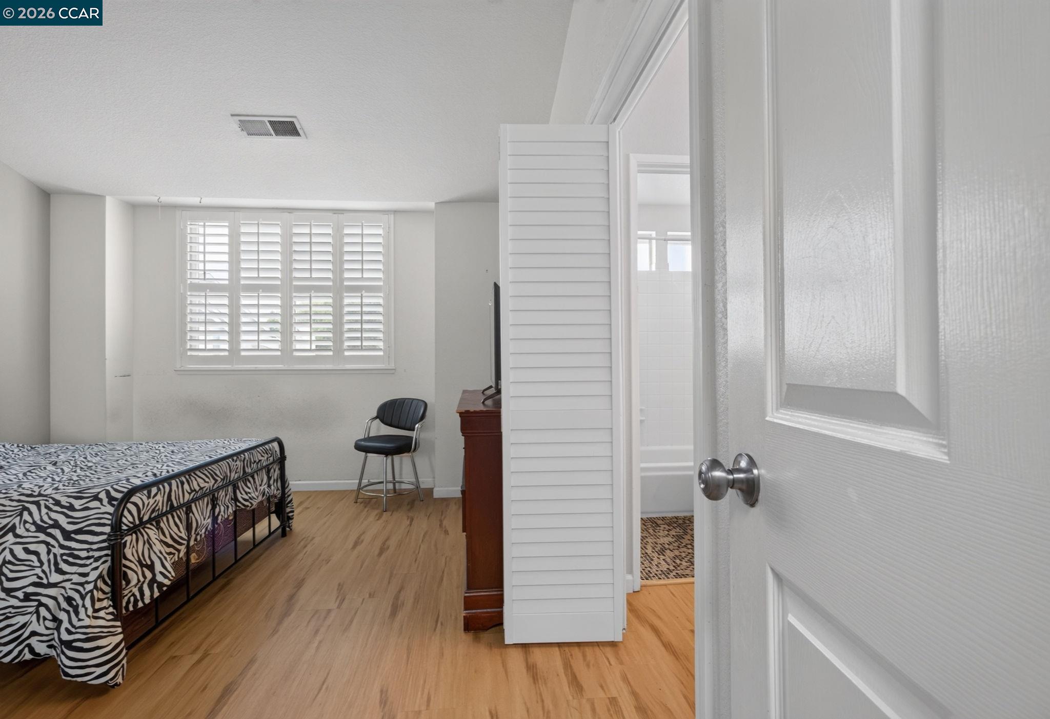 Photo #32: 41138999 Listing: Photo #32