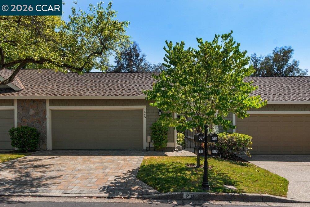 Photo #1: 41139000 Listing: Photo #1