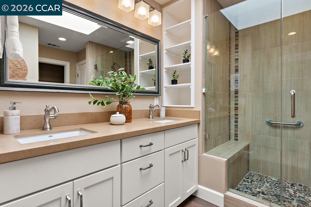 Photo #20: 41139000 Listing: Photo #20