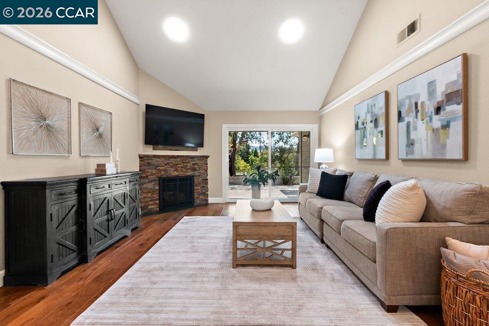 Photo #7: 41139000 Listing: Photo #7