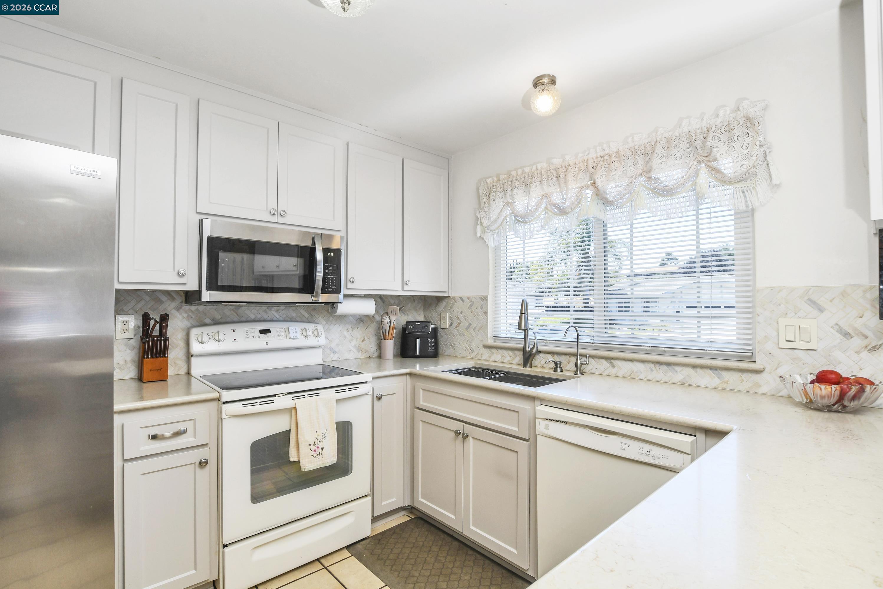 2123 Carquinez Pl, Pittsburg CA 94565 — photo 15
