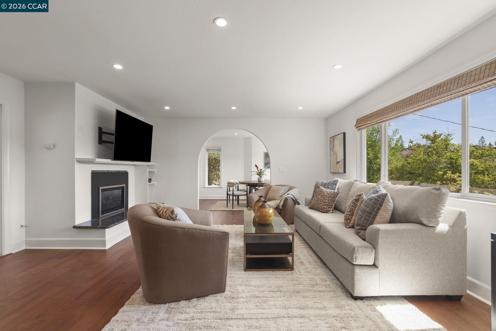 10 Darnby Ct, Orinda CA 94563 — photo 16