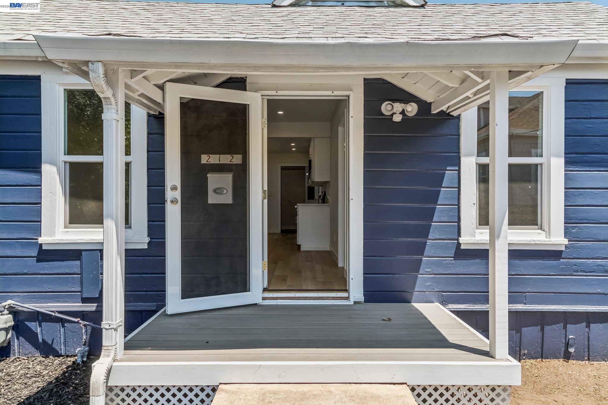 212 Illinois Street, Vallejo CA 94590 — photo 4