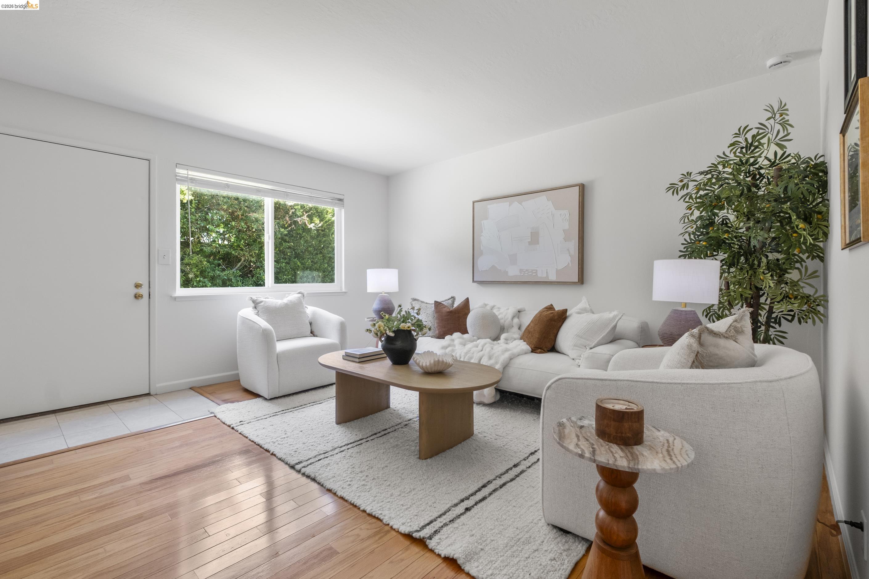 Photo #3: 41139029 Listing: Photo #3