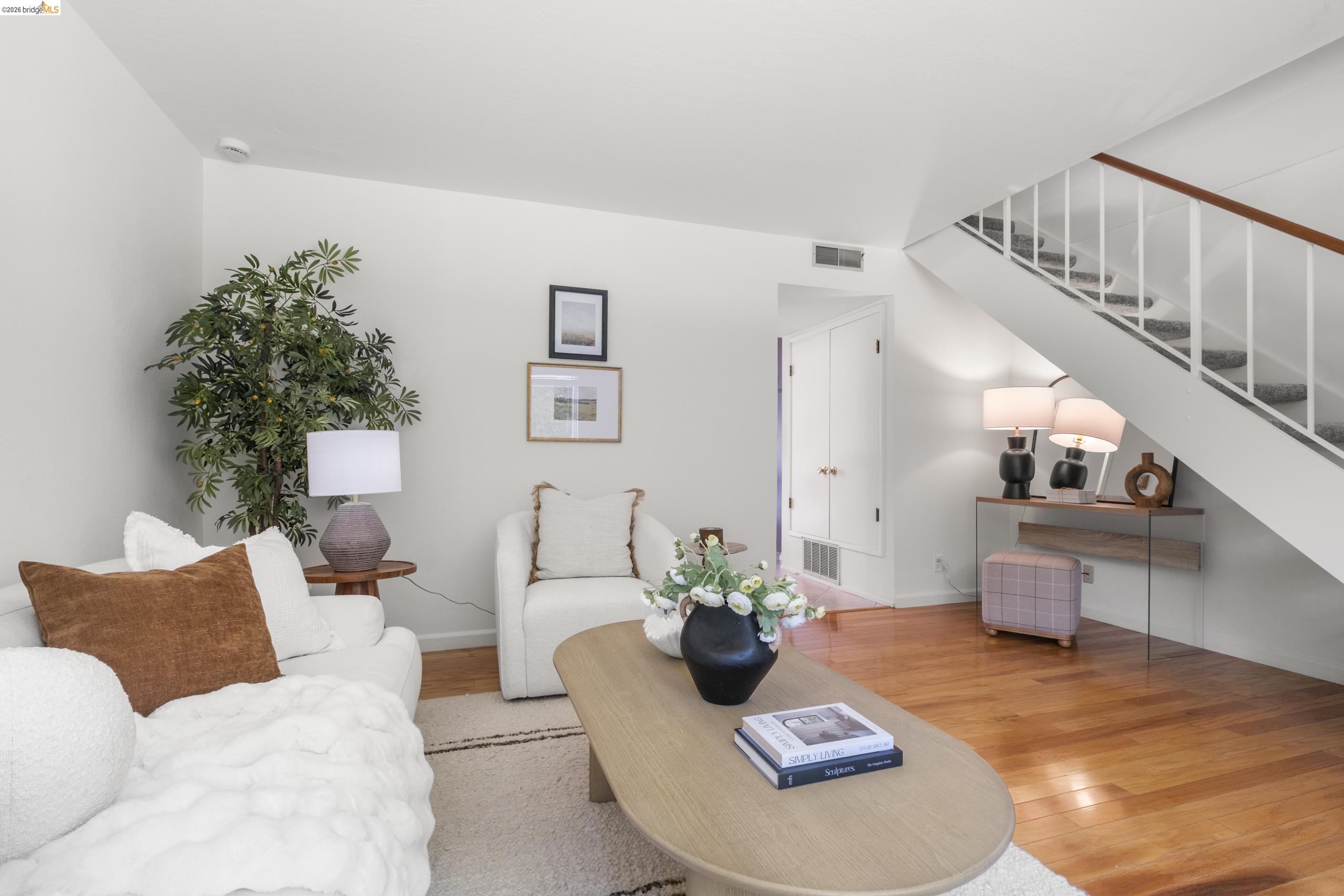 Photo #5: 41139029 Listing: Photo #5