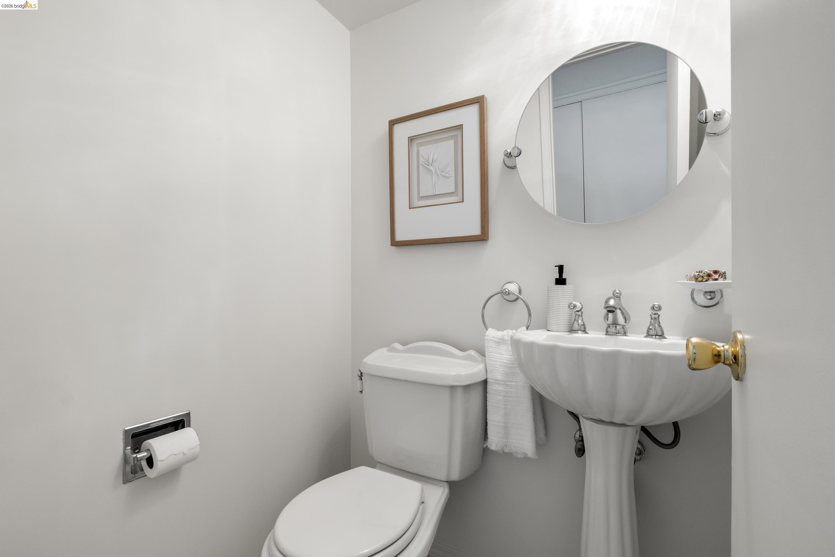 Photo #8: 41139029 Listing: Photo #8