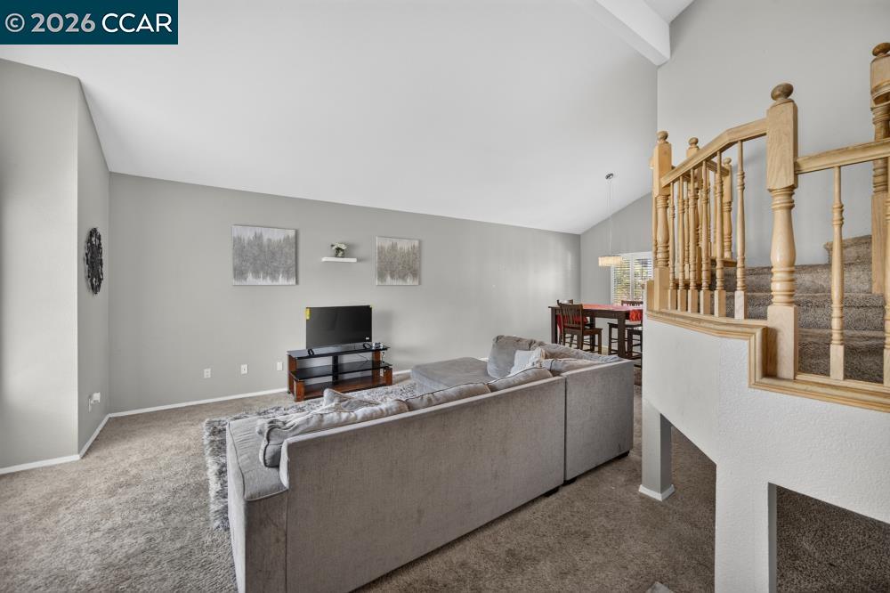 6021 Marsh Hawk Ct, Elk Grove CA 95758 — photo 7