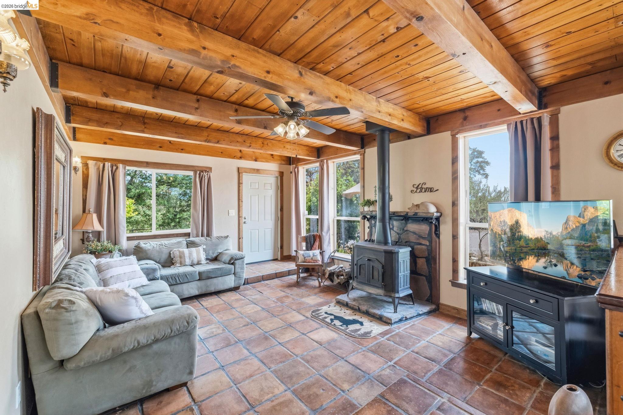 10465 Violetta Way, Coulterville CA 95311 — photo 4
