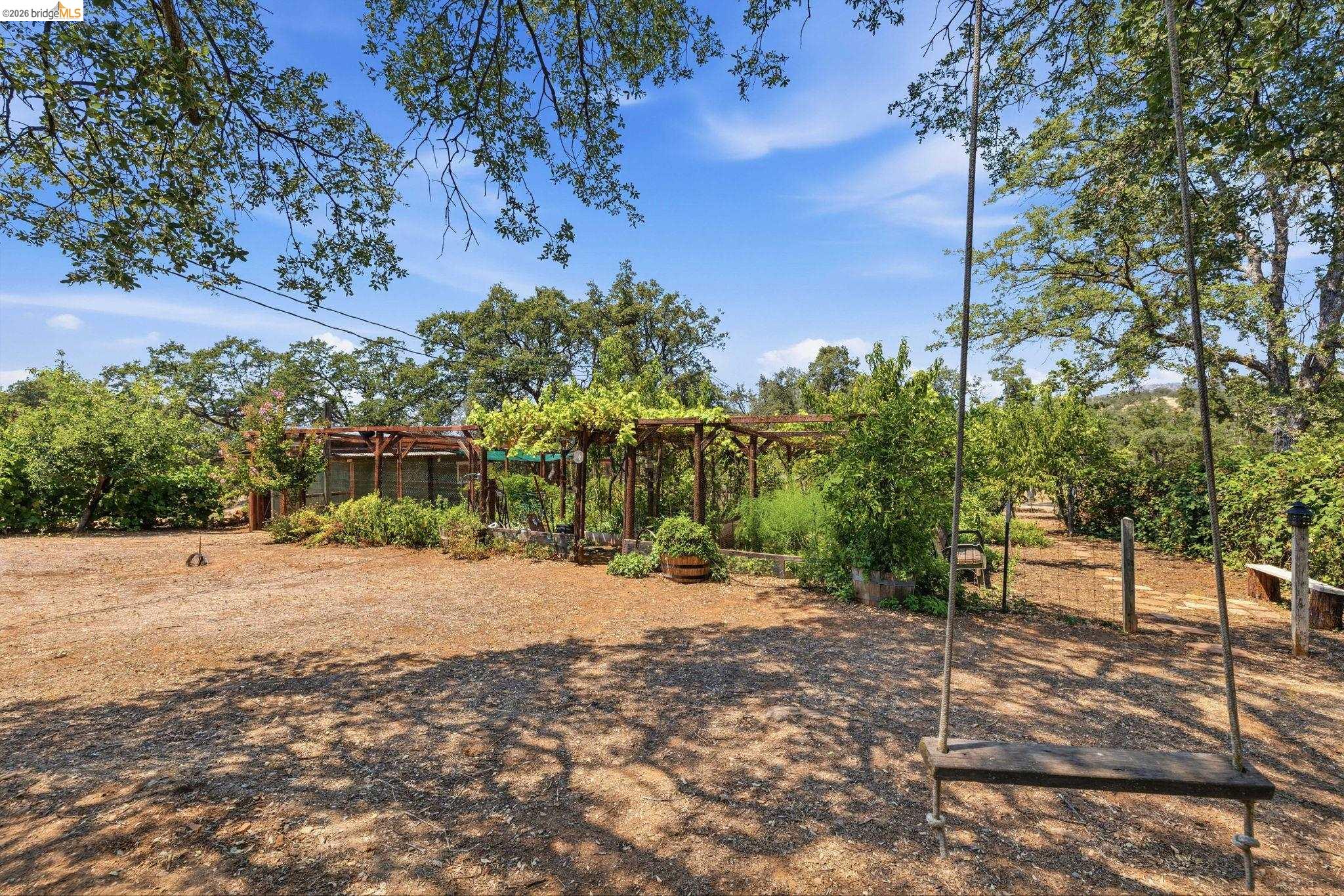 10465 Violetta Way, Coulterville CA 95311 — photo 32