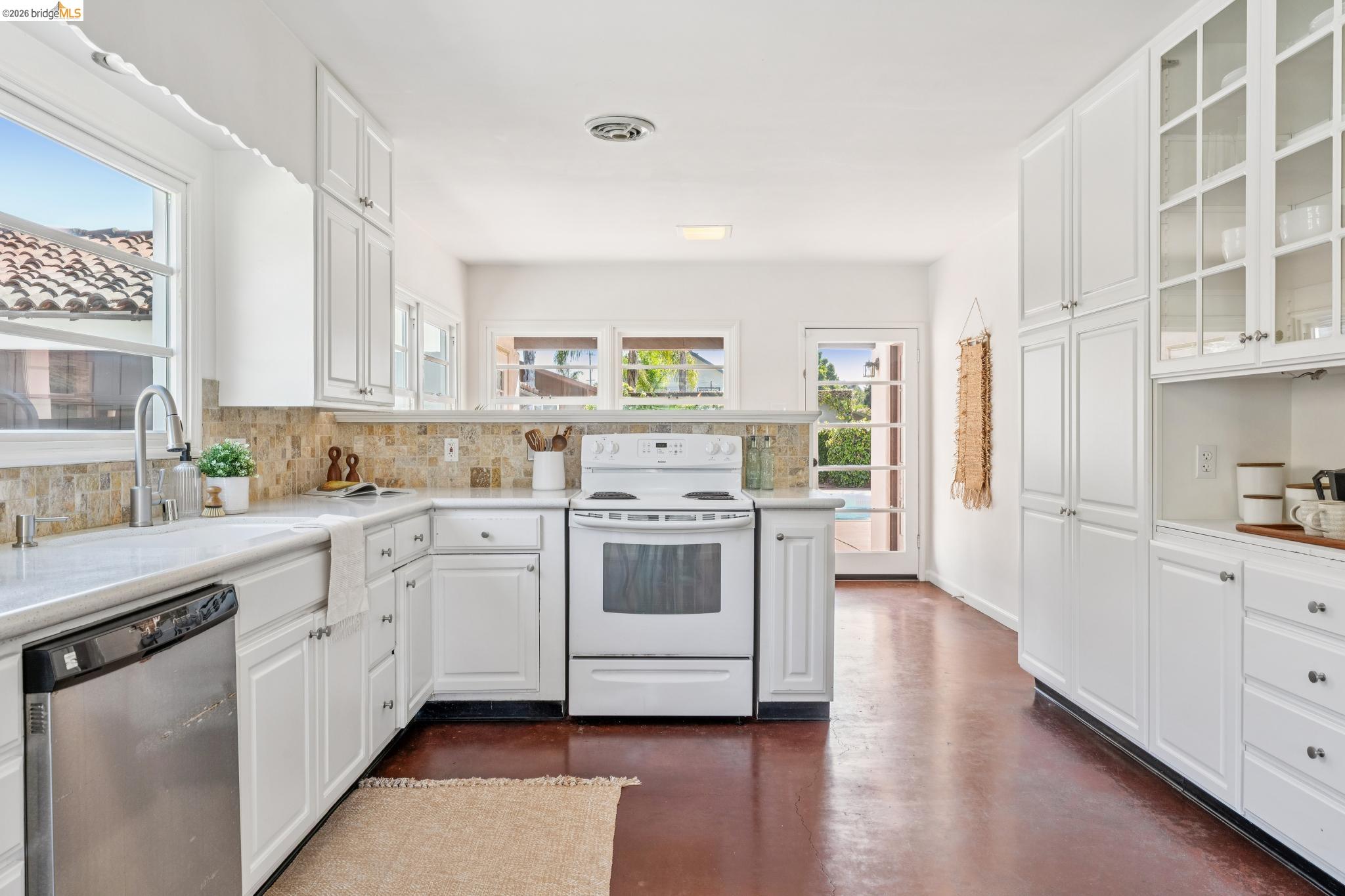 201 Warwick Ave, San Leandro CA 94577 — photo 27