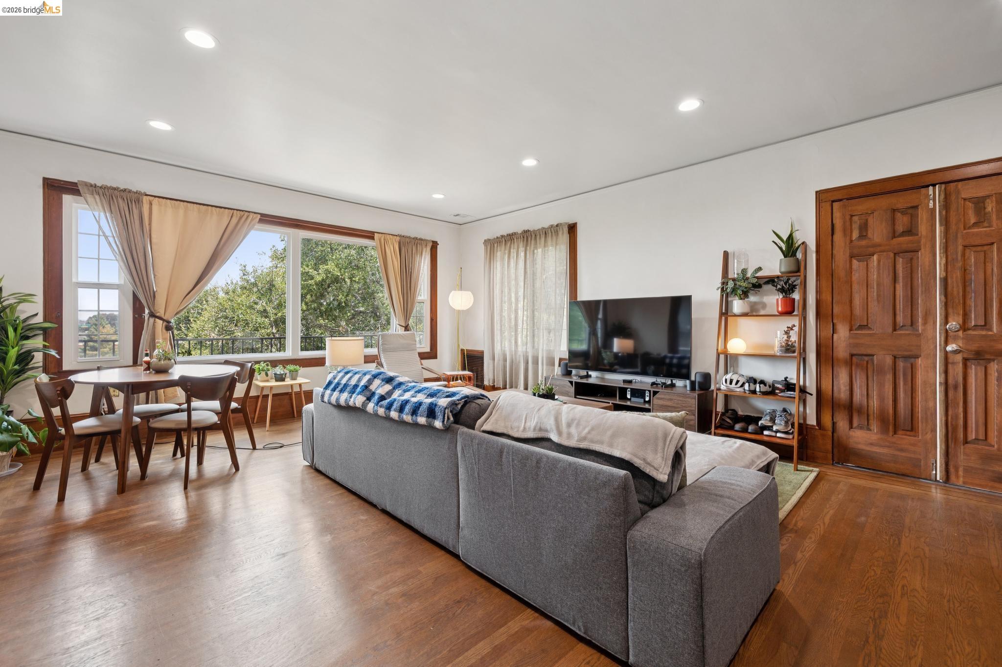 3271 Kempton Ave, Oakland CA 94611 — photo 26