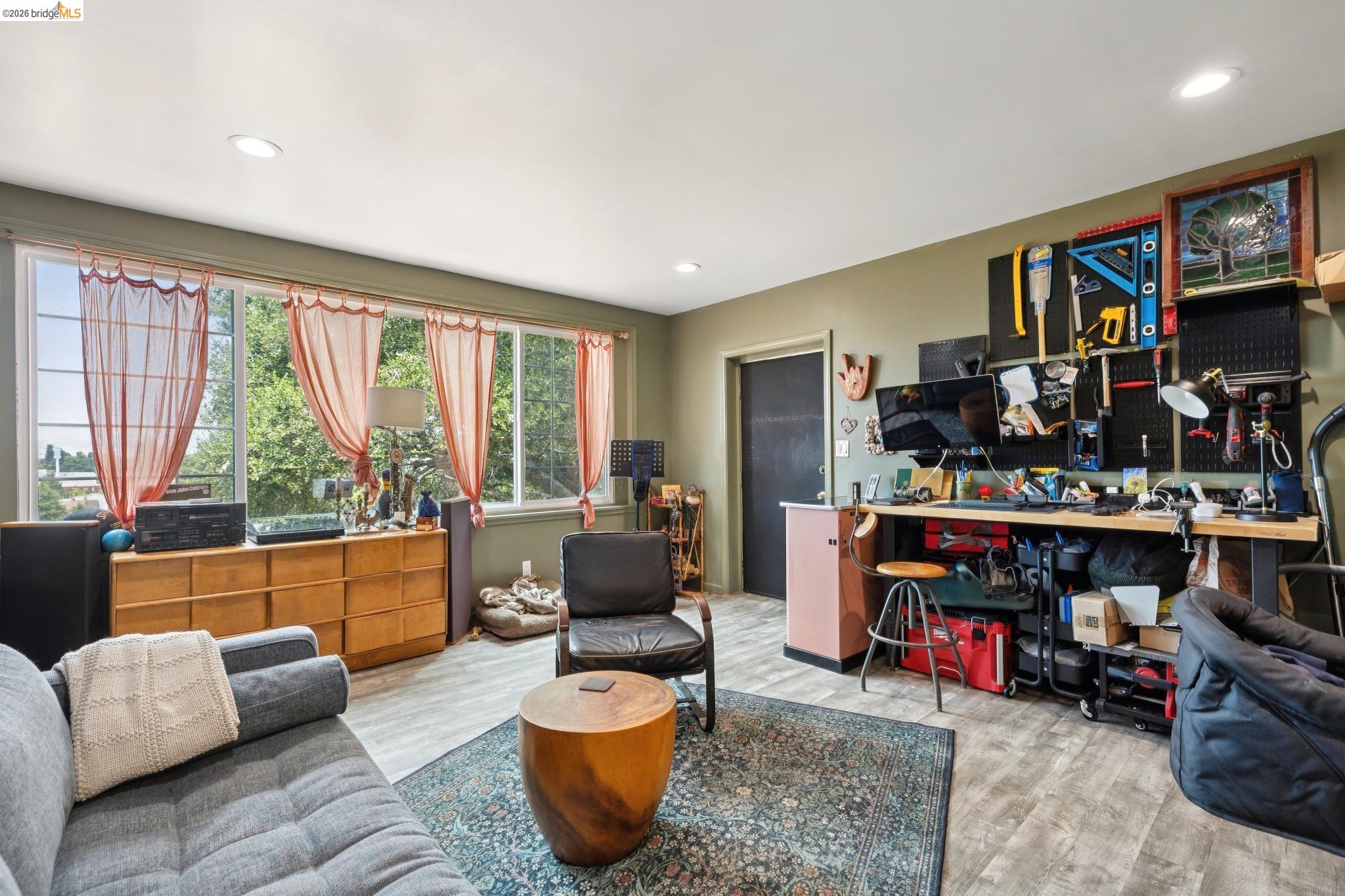 3271 Kempton Ave, Oakland CA 94611 — photo 63