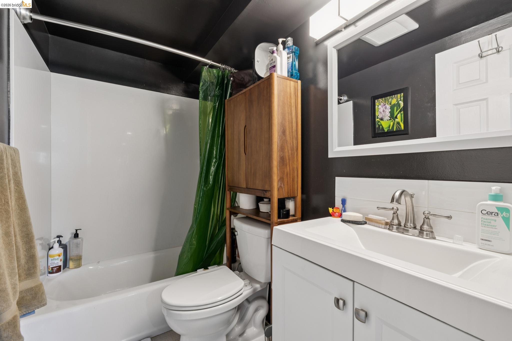 3271 Kempton Ave, Oakland CA 94611 — photo 72