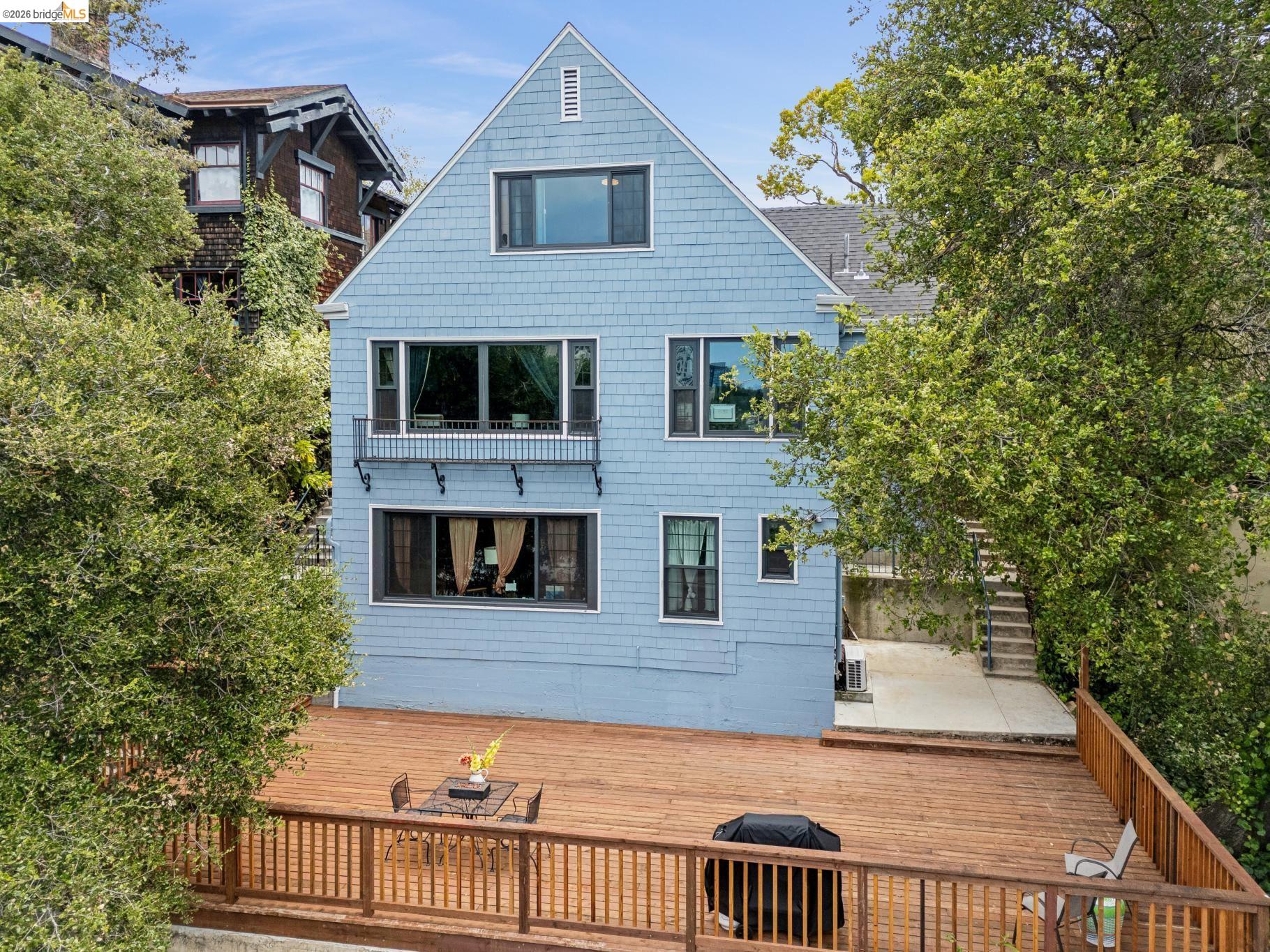 3271 Kempton Ave, Oakland CA 94611 — photo 94
