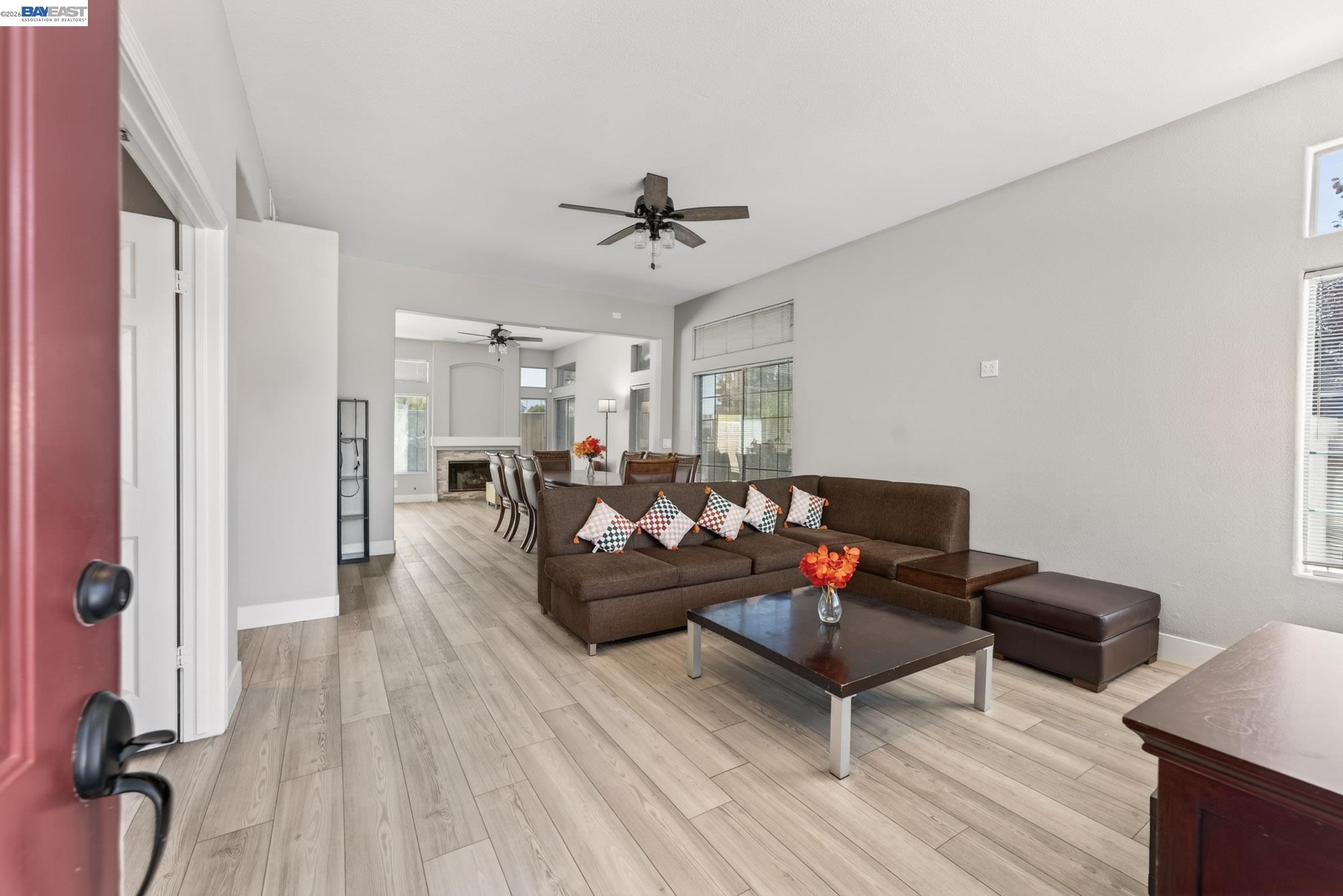 250 Fox Meadow Ct, Tracy CA 95376 — photo 2